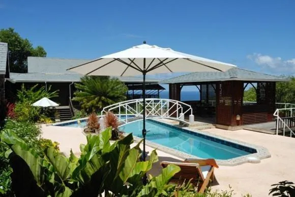 Swimming pool in Spring Hotel Bequia