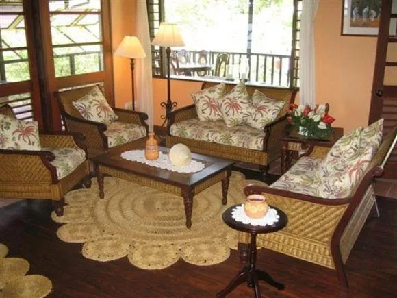 Lounge or bar in Spring Hotel Bequia