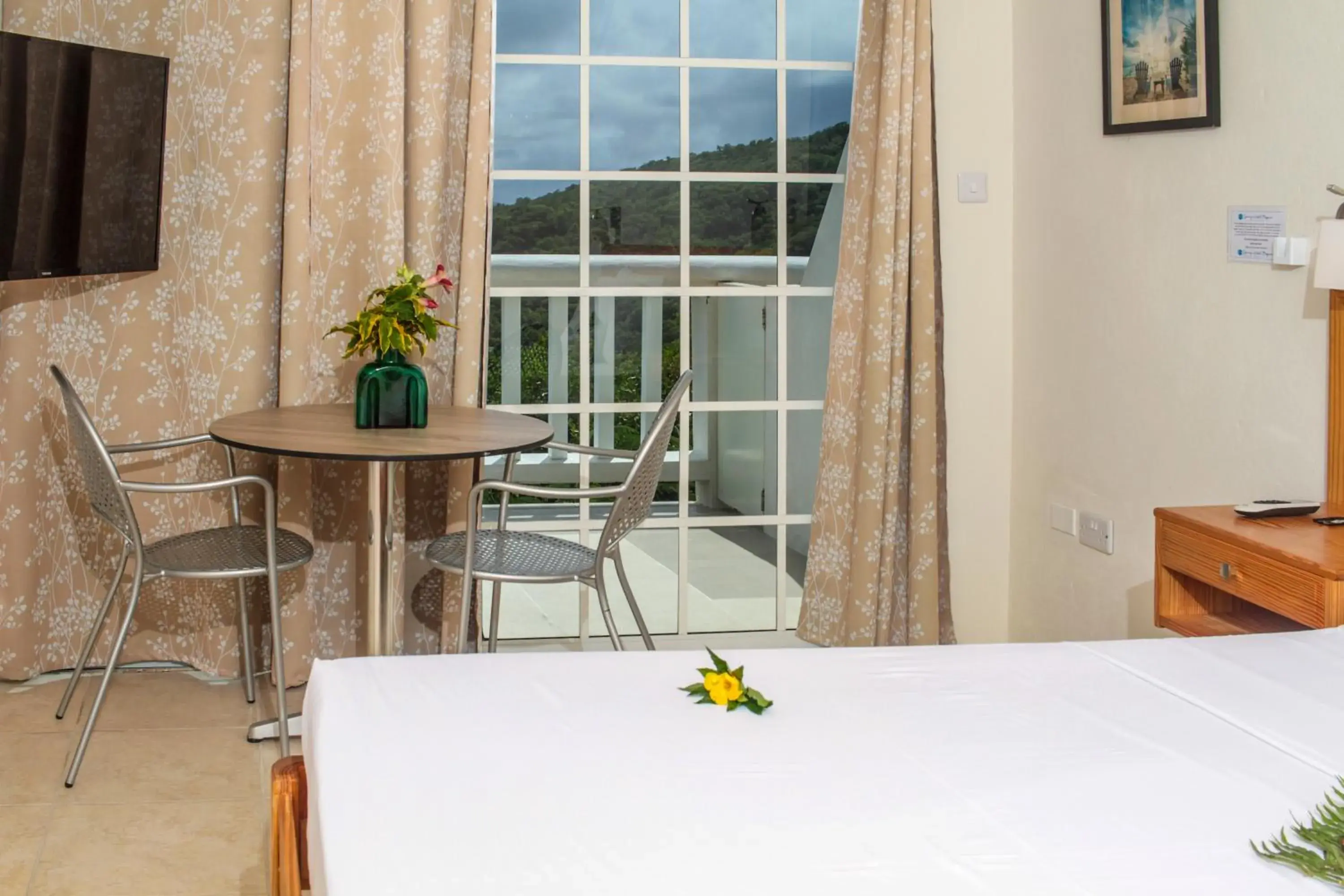 Queen Suite in Spring Hotel Bequia Queen Suite in Spring Hotel Bequia