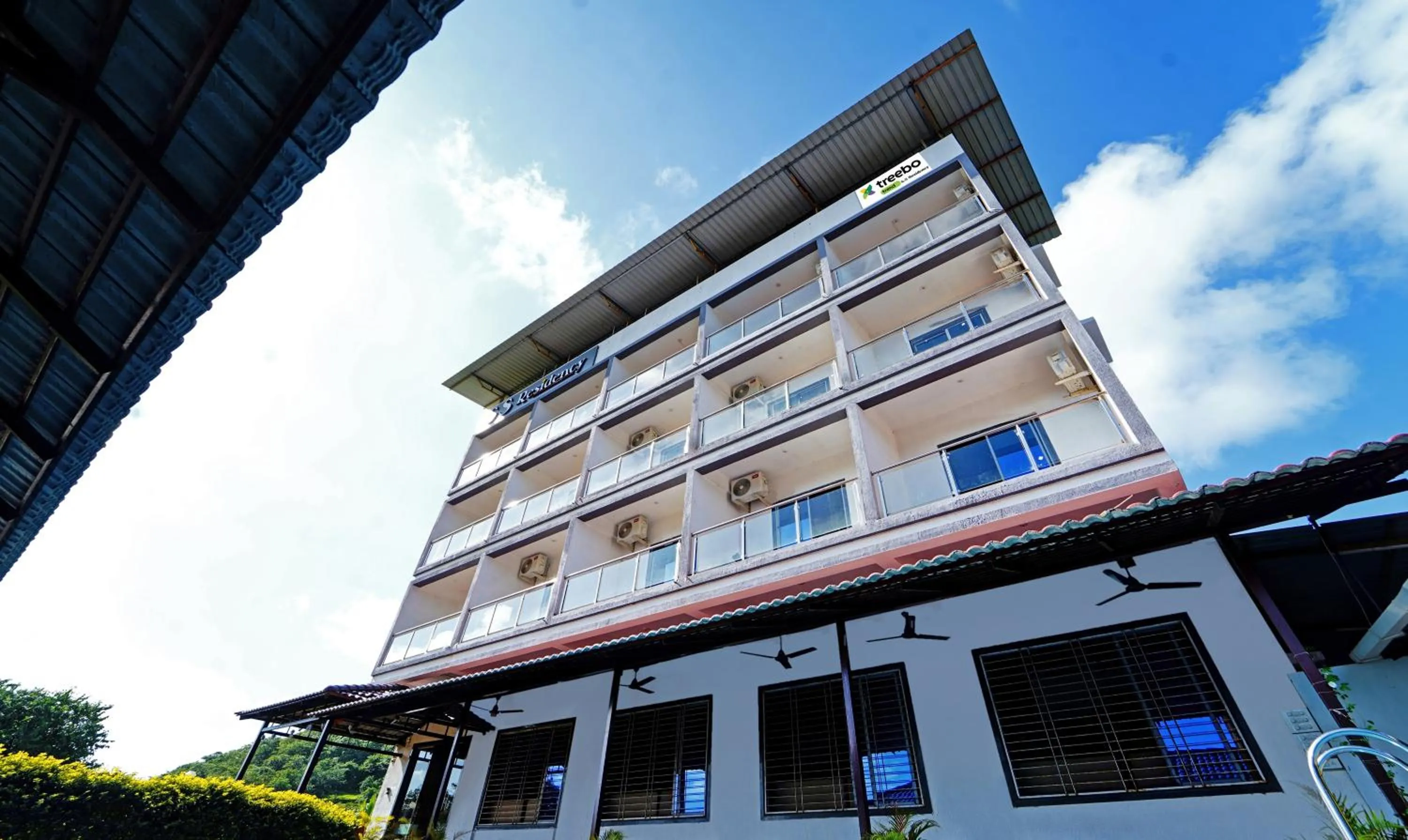 Property building in Treebo SS Residency With Mountain View