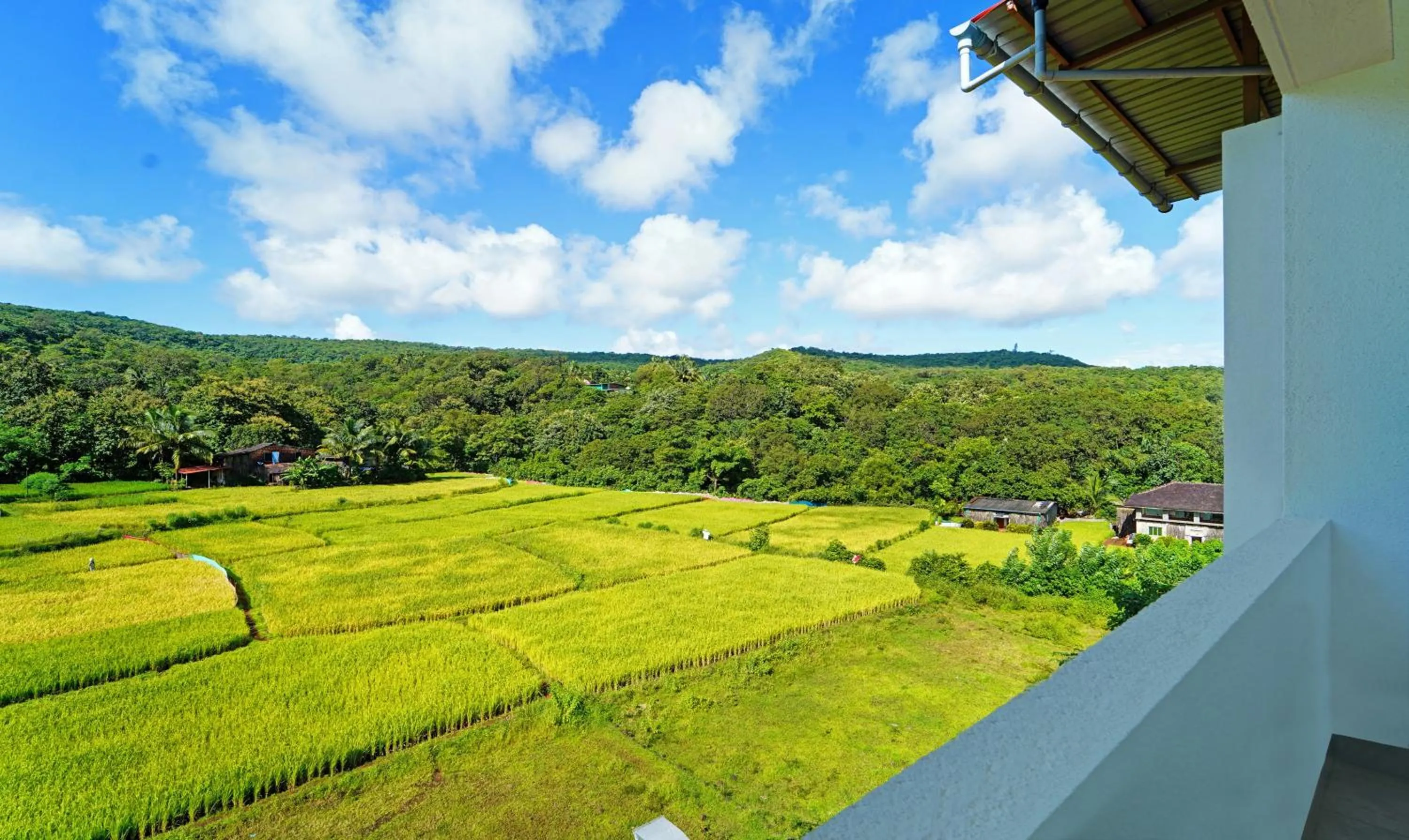 Mountain view in Treebo SS Residency With Mountain View