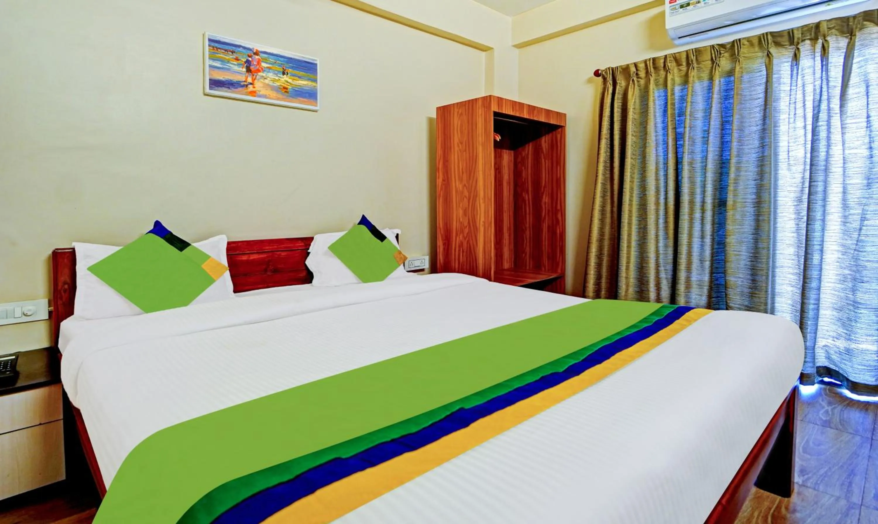 Bedroom, Bed in Treebo SS Residency With Mountain View