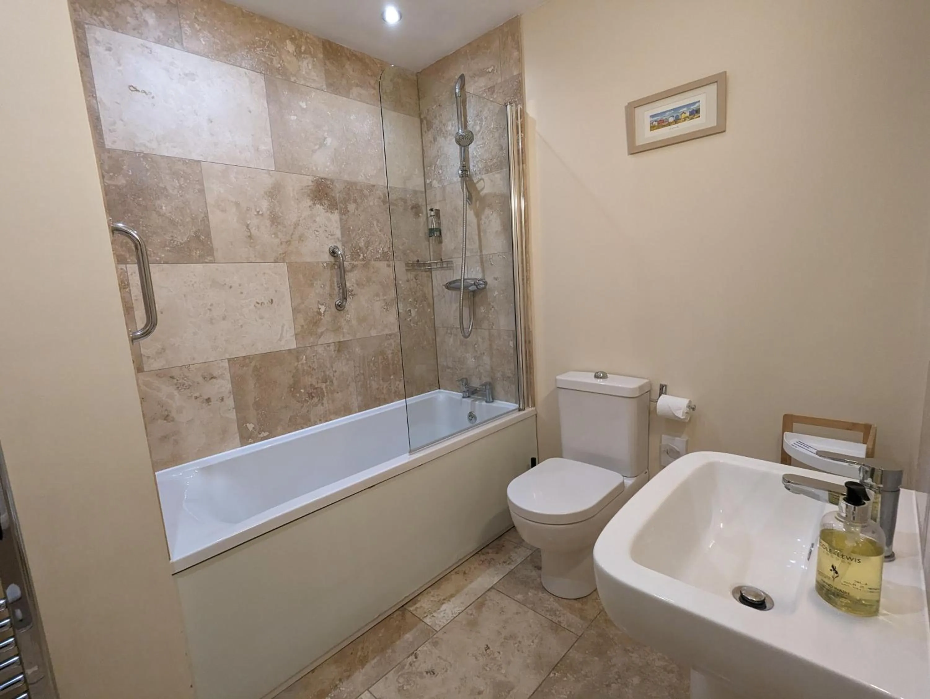 Shower in Wold Escapes, Highfield Farm