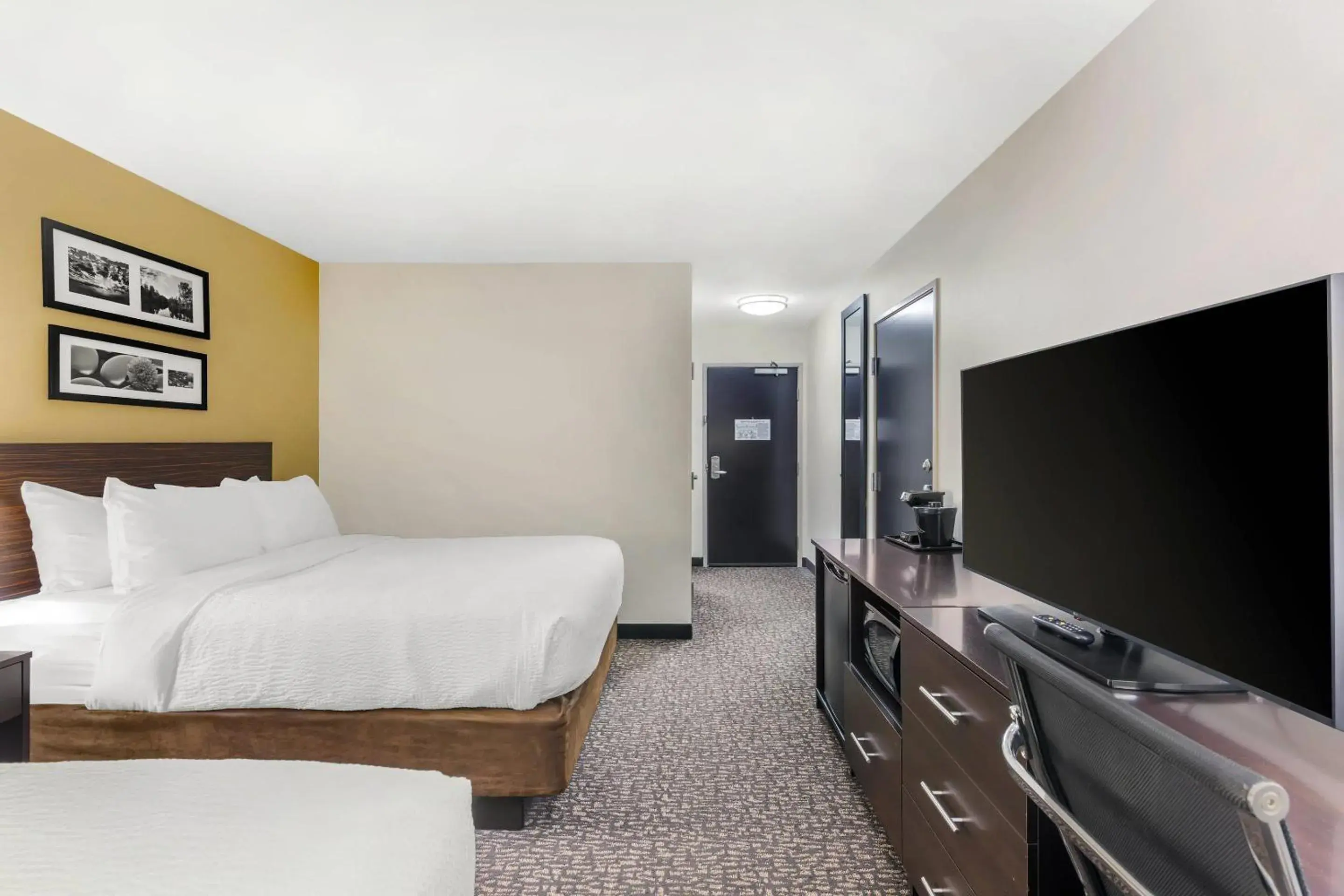 Bedroom, Bed in Sleep Inn & Suites Devils Lake Bedroom, Bed in Sleep Inn & Suites Devils Lake