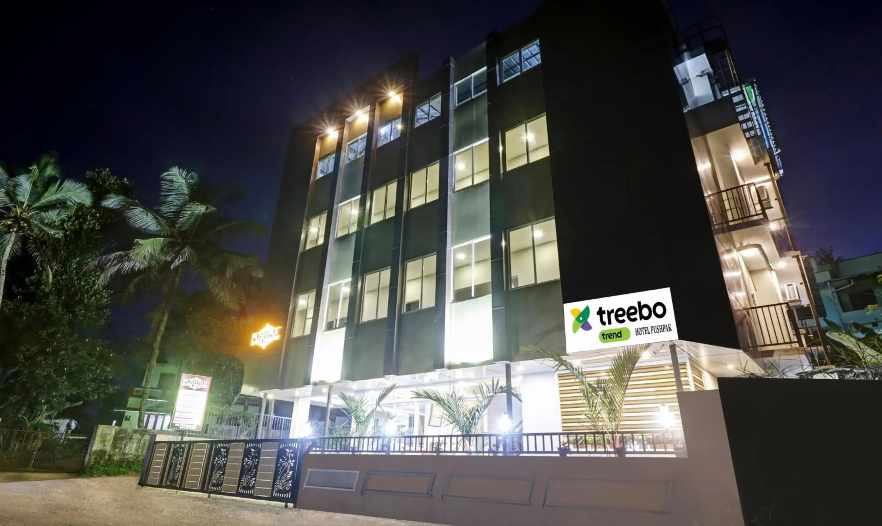 Property building in Treebo Pushpak Service Apartment Property building in Treebo Pushpak Service Apartment