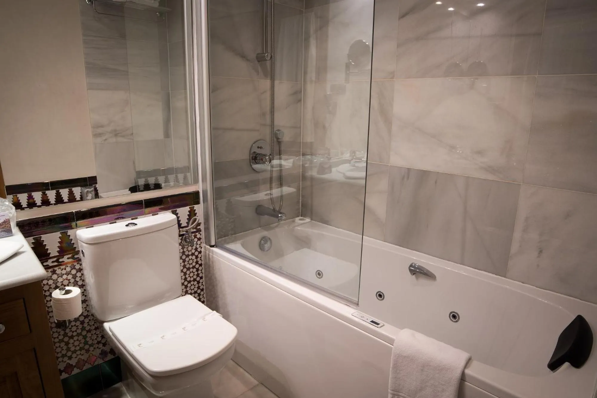 Bathroom in Pintor El Greco