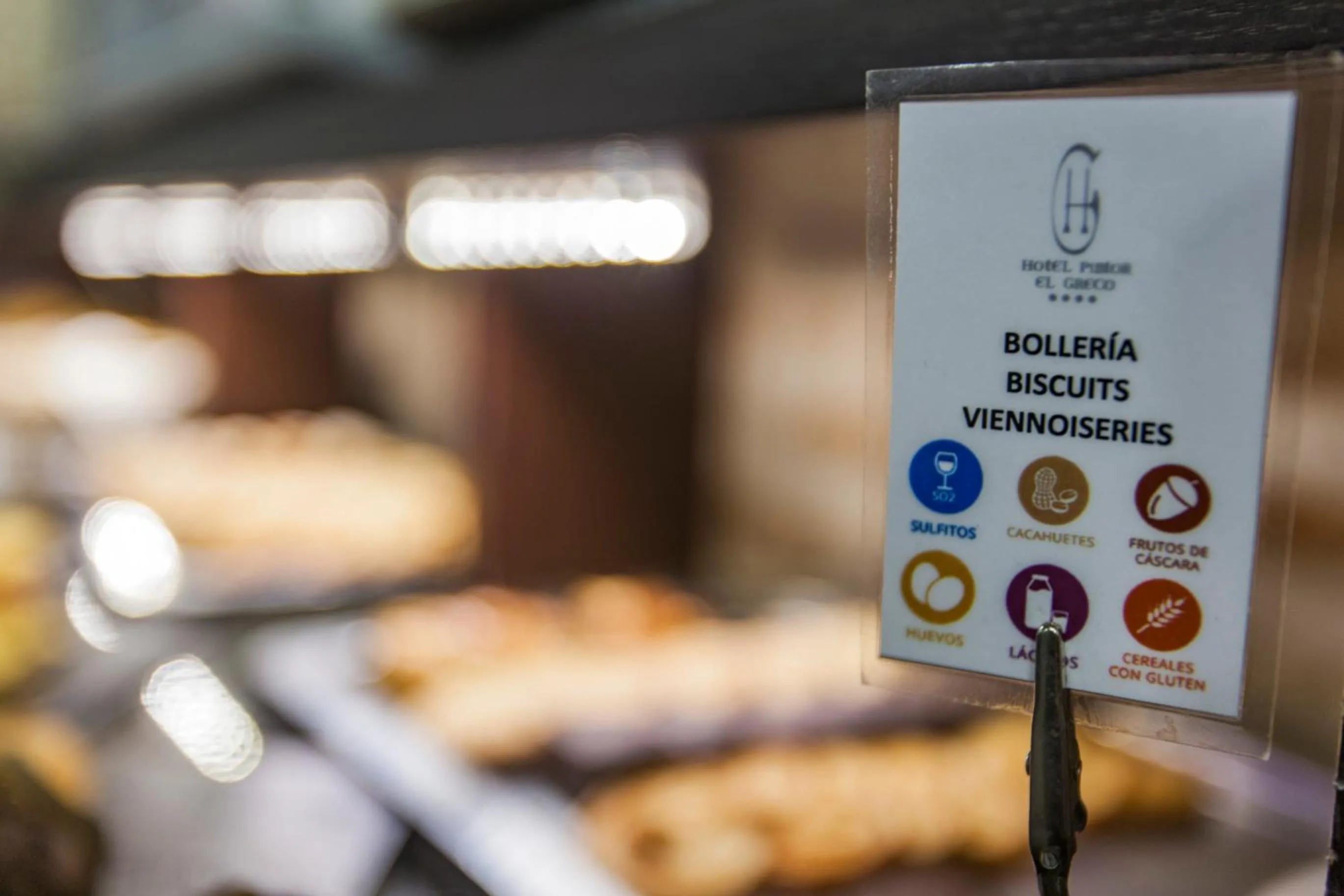 Buffet breakfast in Pintor El Greco