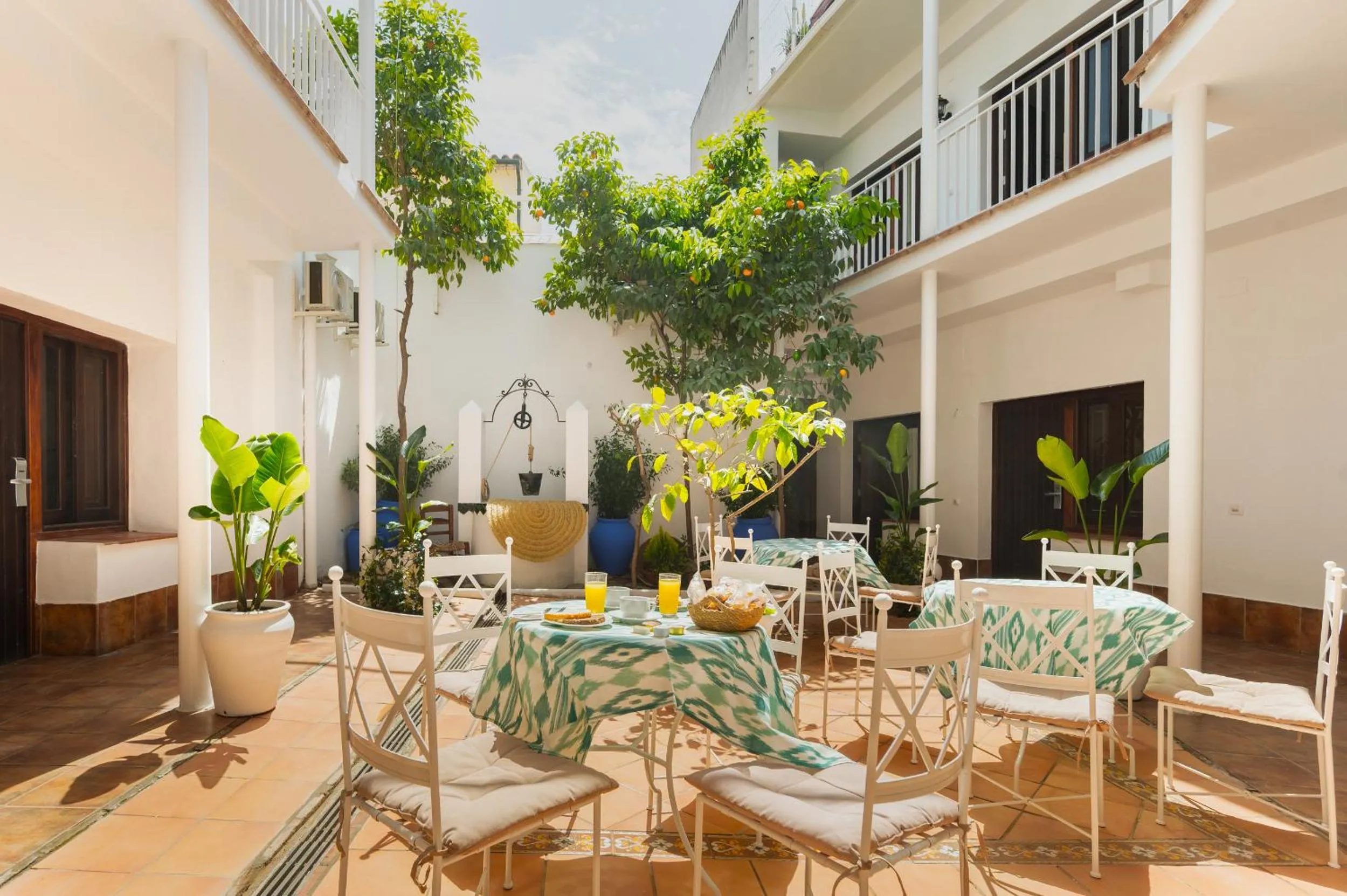 Patio in Hotel Boutique Puerta del Rincón