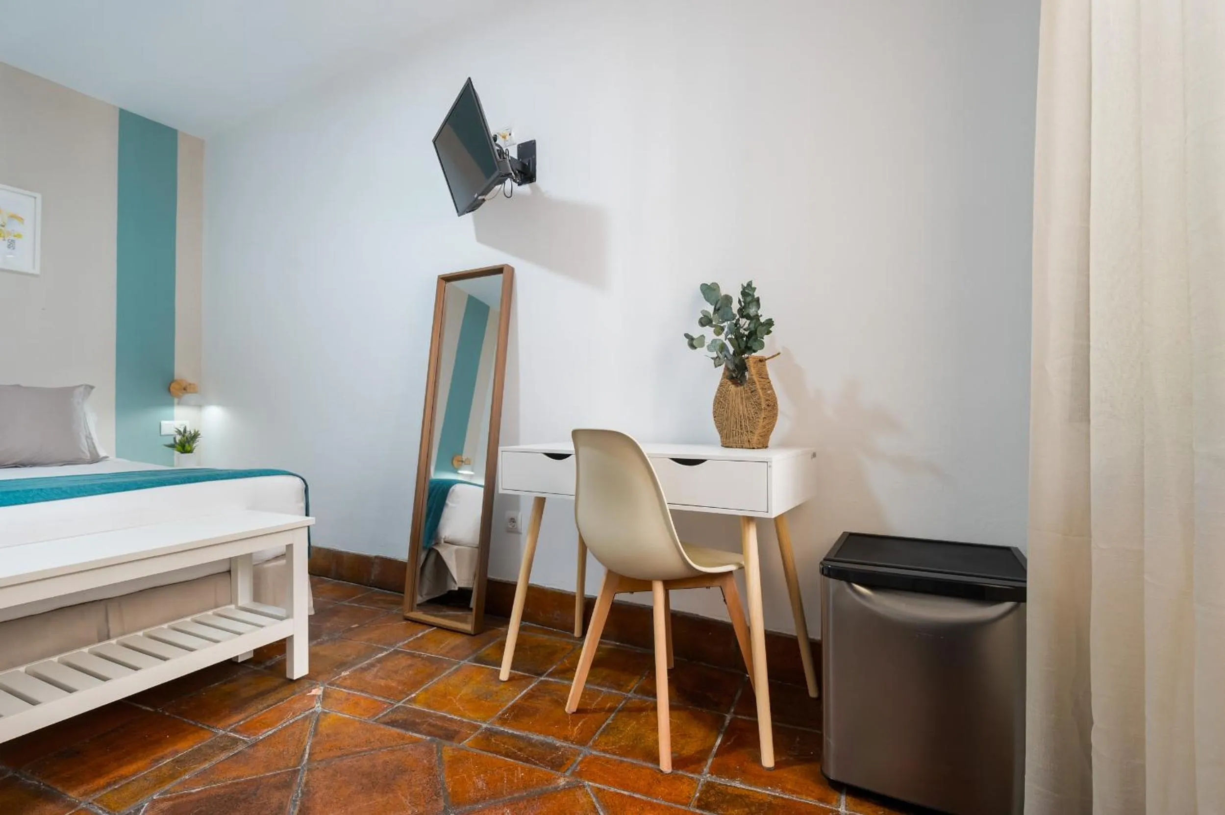 Photo of the whole room, Bed in Hotel Boutique Puerta del Rincón