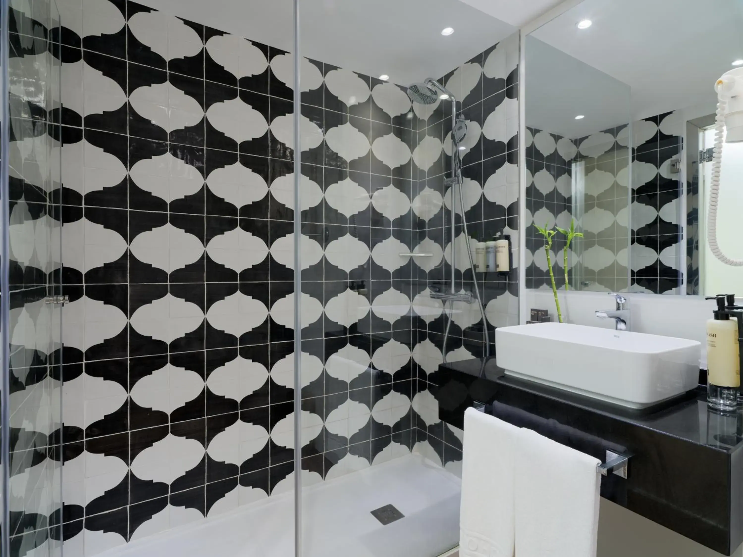 Bathroom in H10 Gran Tinerfe - Adults Only Bathroom in H10 Gran Tinerfe - Adults Only