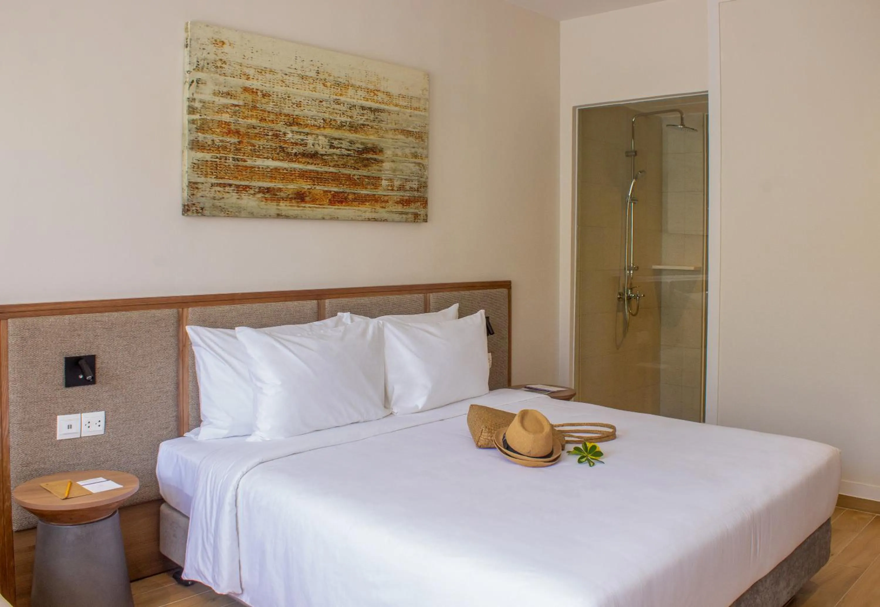 Bed in Minera Hot Springs Binh Chau