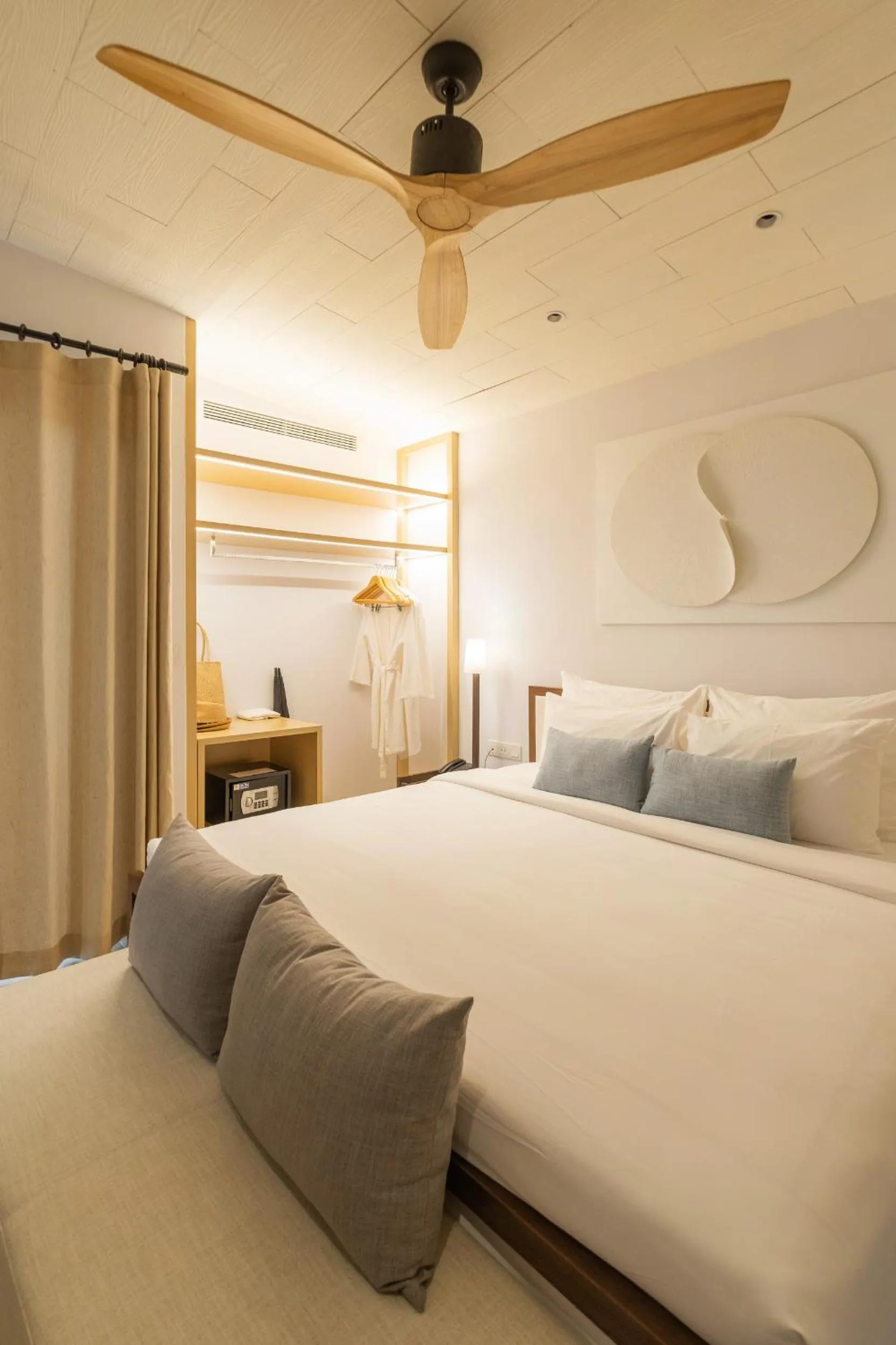 Bed in Minera Hot Springs Binh Chau