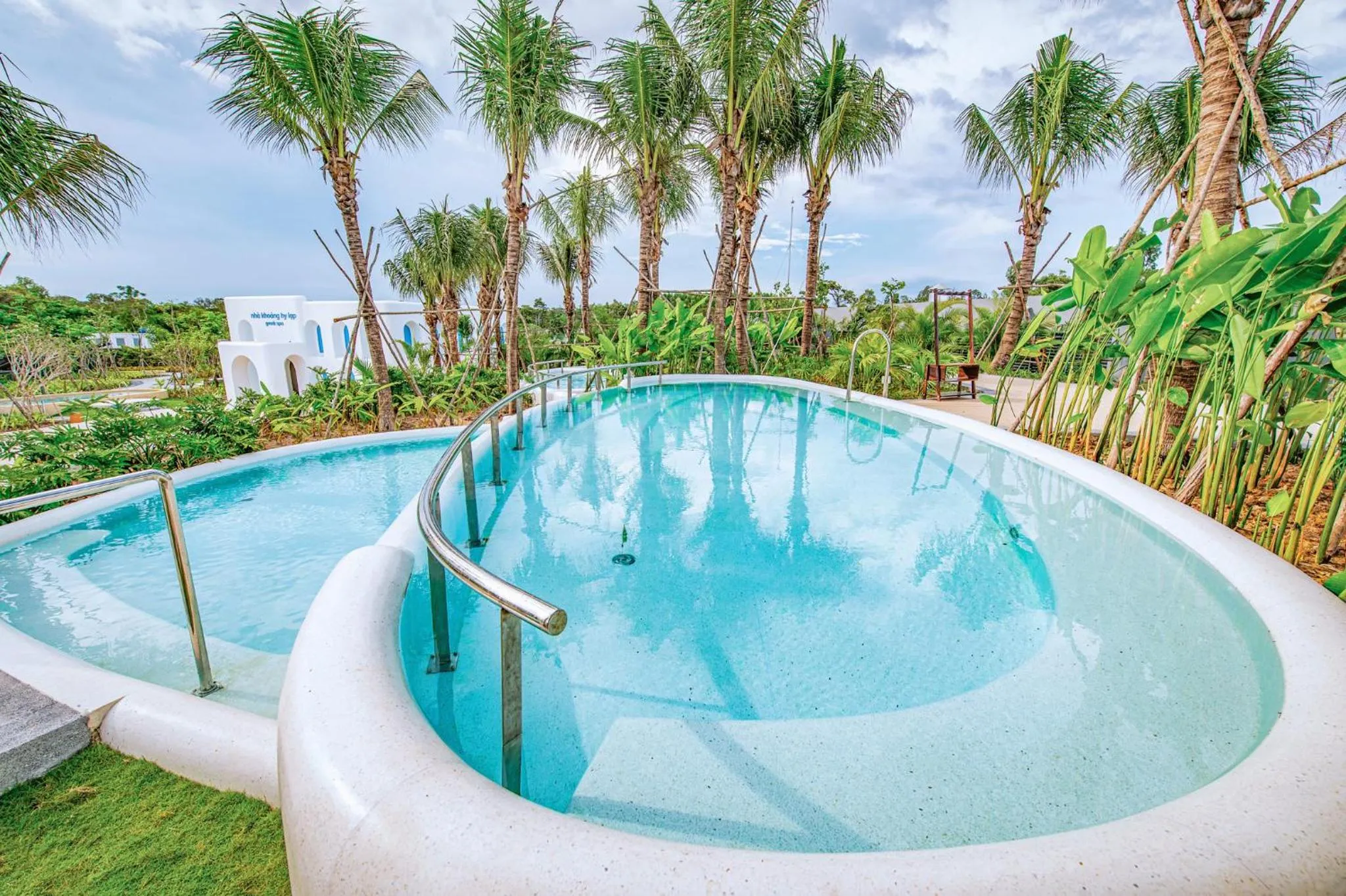 Hot Spring Bath in Minera Hot Springs Binh Chau