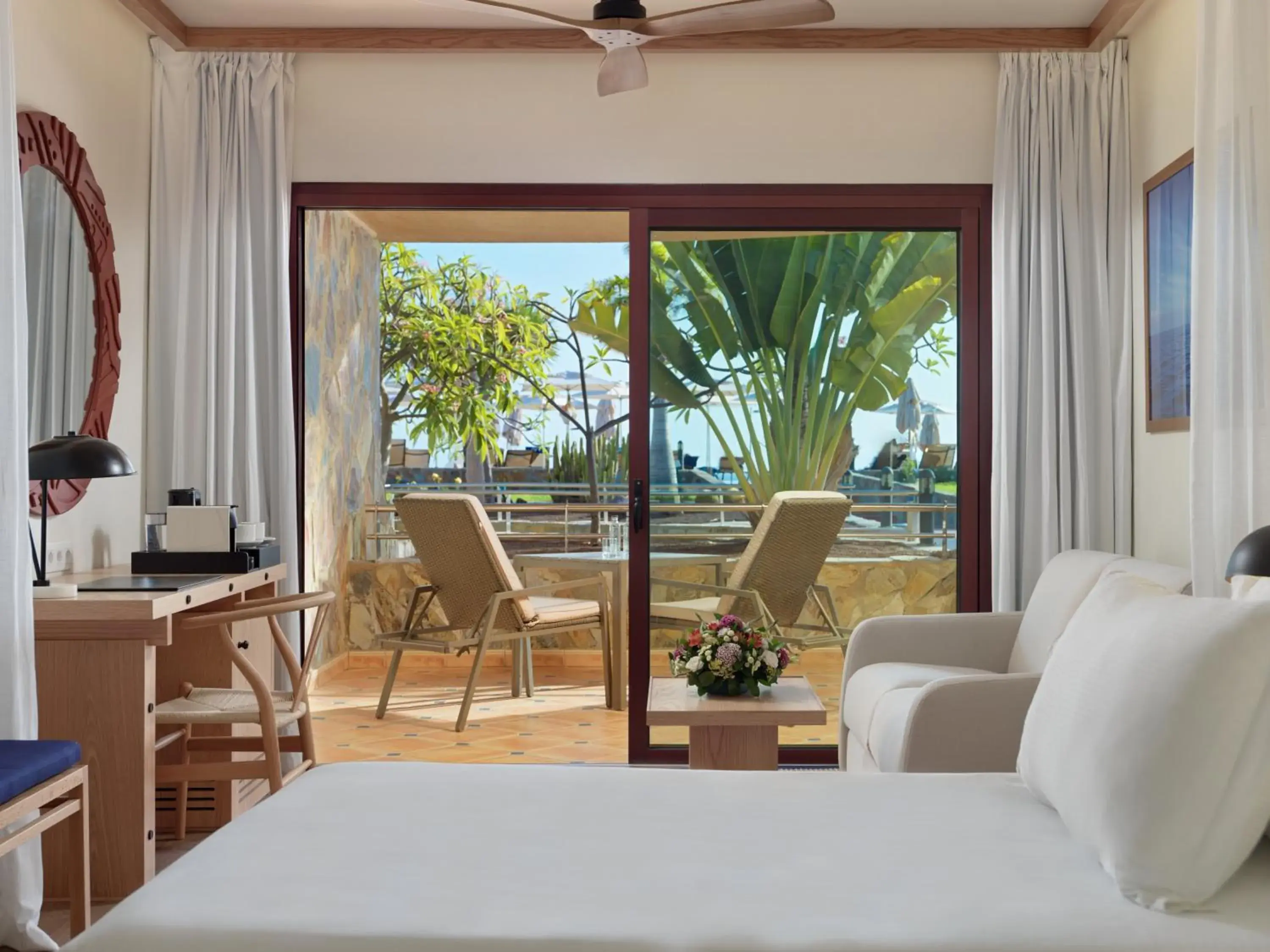 Bed in H10 Playa Meloneras Horizons Collection Bed in H10 Playa Meloneras Horizons Collection