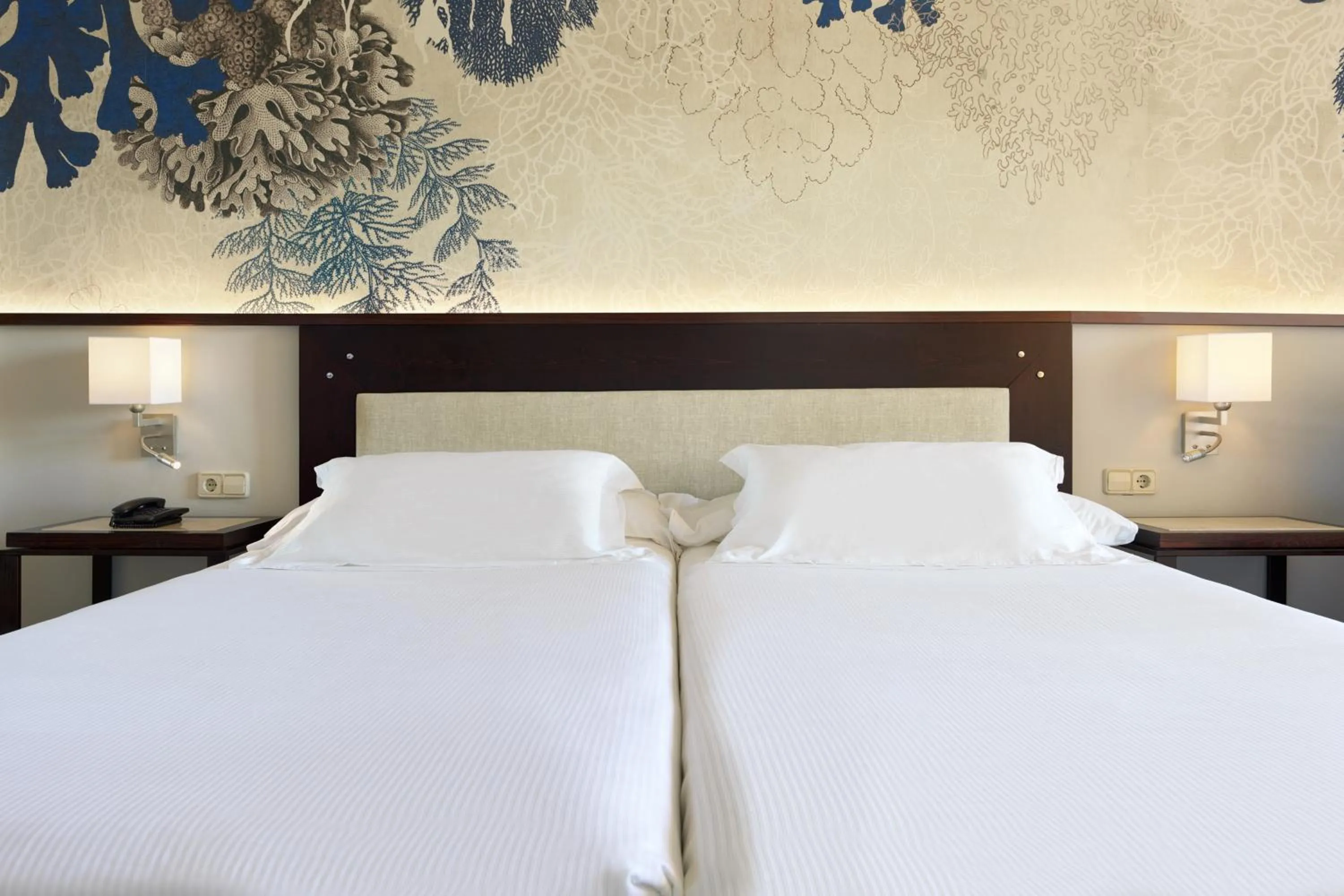 Other, Bed in H10 Salauris Palace