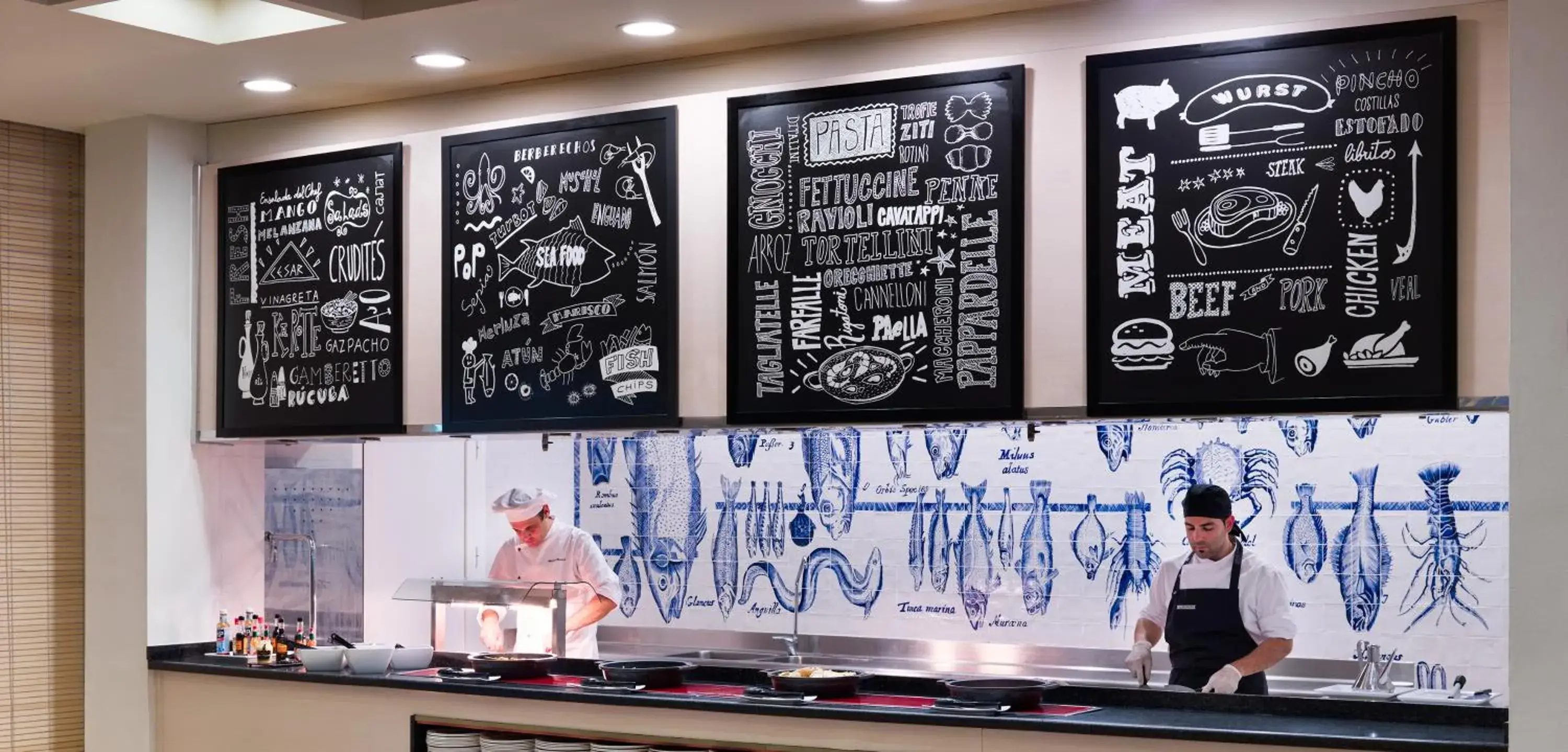 Restaurant/places to eat in H10 Salauris Palace Restaurant/places to eat in H10 Salauris Palace