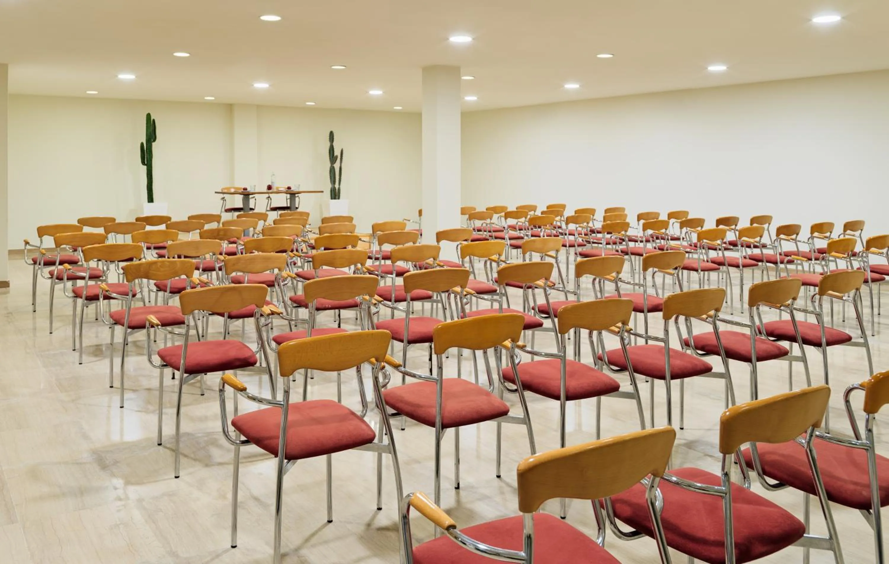 Meeting/conference room in H10 Salauris Palace