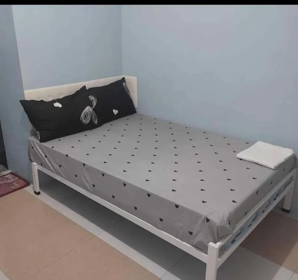 Bed in 4C’s Room Rental, Apartments, Hotel and Transient