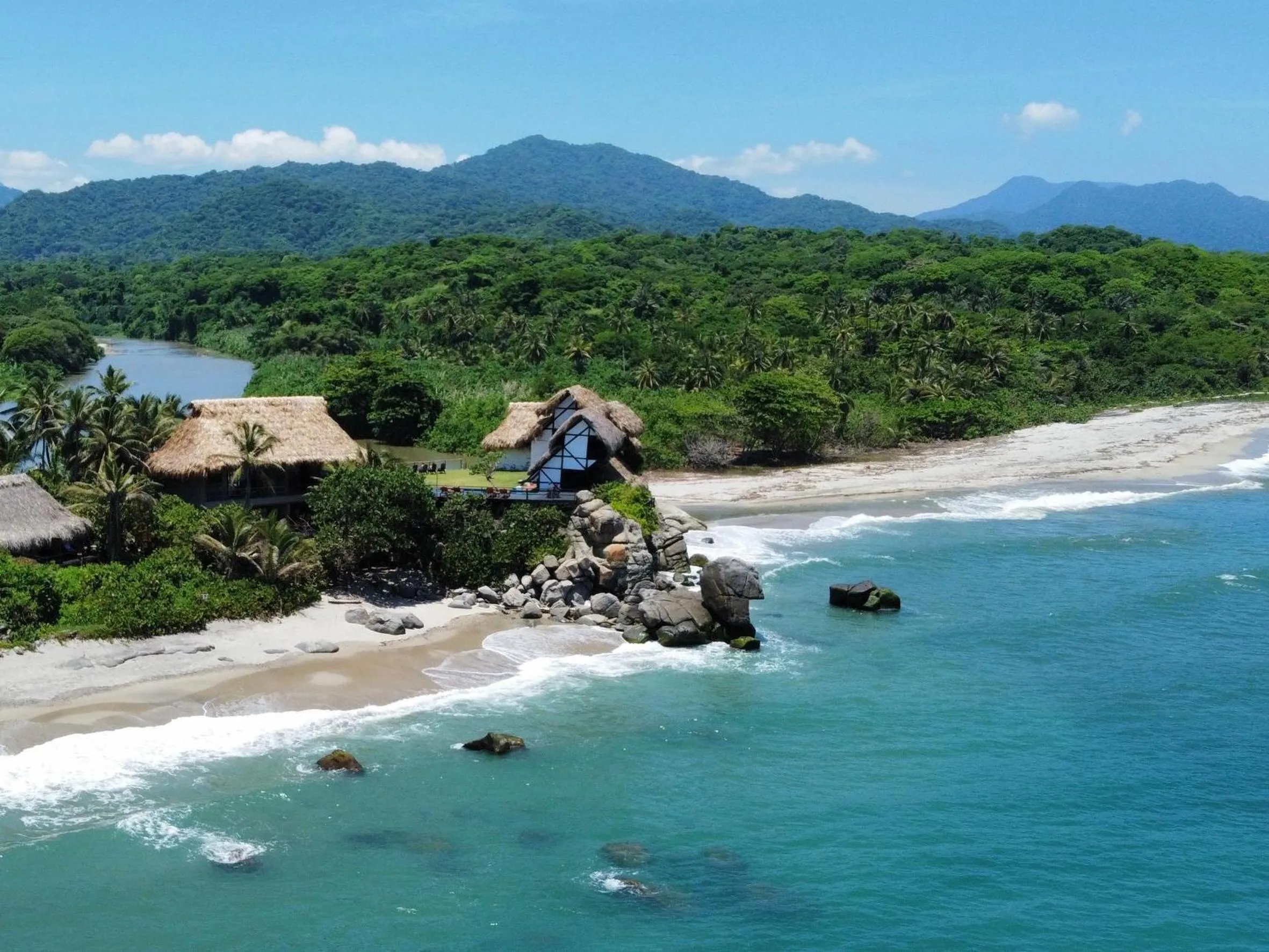 Property building in Finca Barlovento Maloka, Tayrona Park
