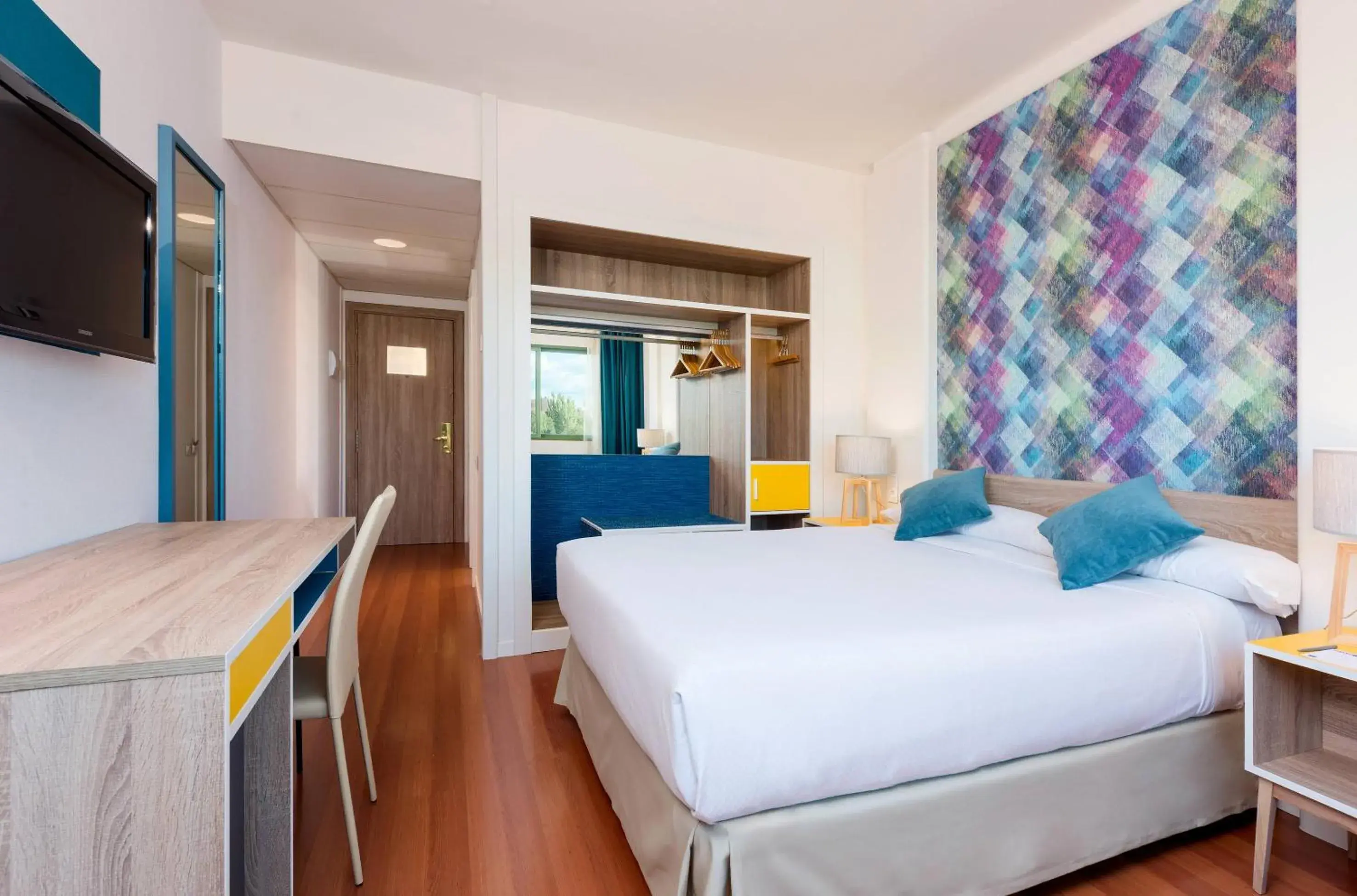 Bed in Hotel Guadalajara & Conference Center Affiliated by Meliá Bed in Hotel Guadalajara & Conference Center Affiliated by Meliá