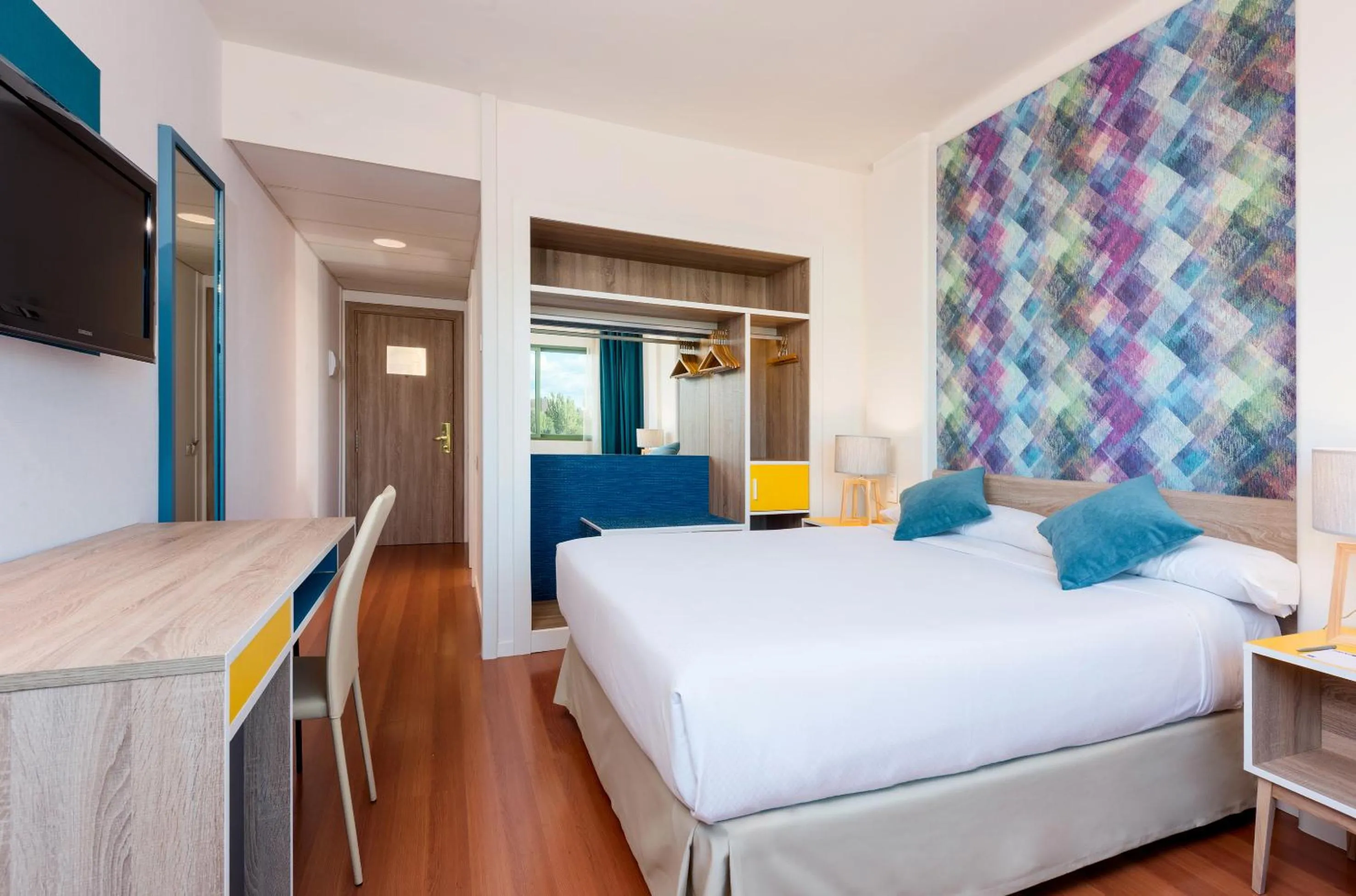 Photo of the whole room, Bed in Hotel Guadalajara & Conference Center Affiliated by Meliá