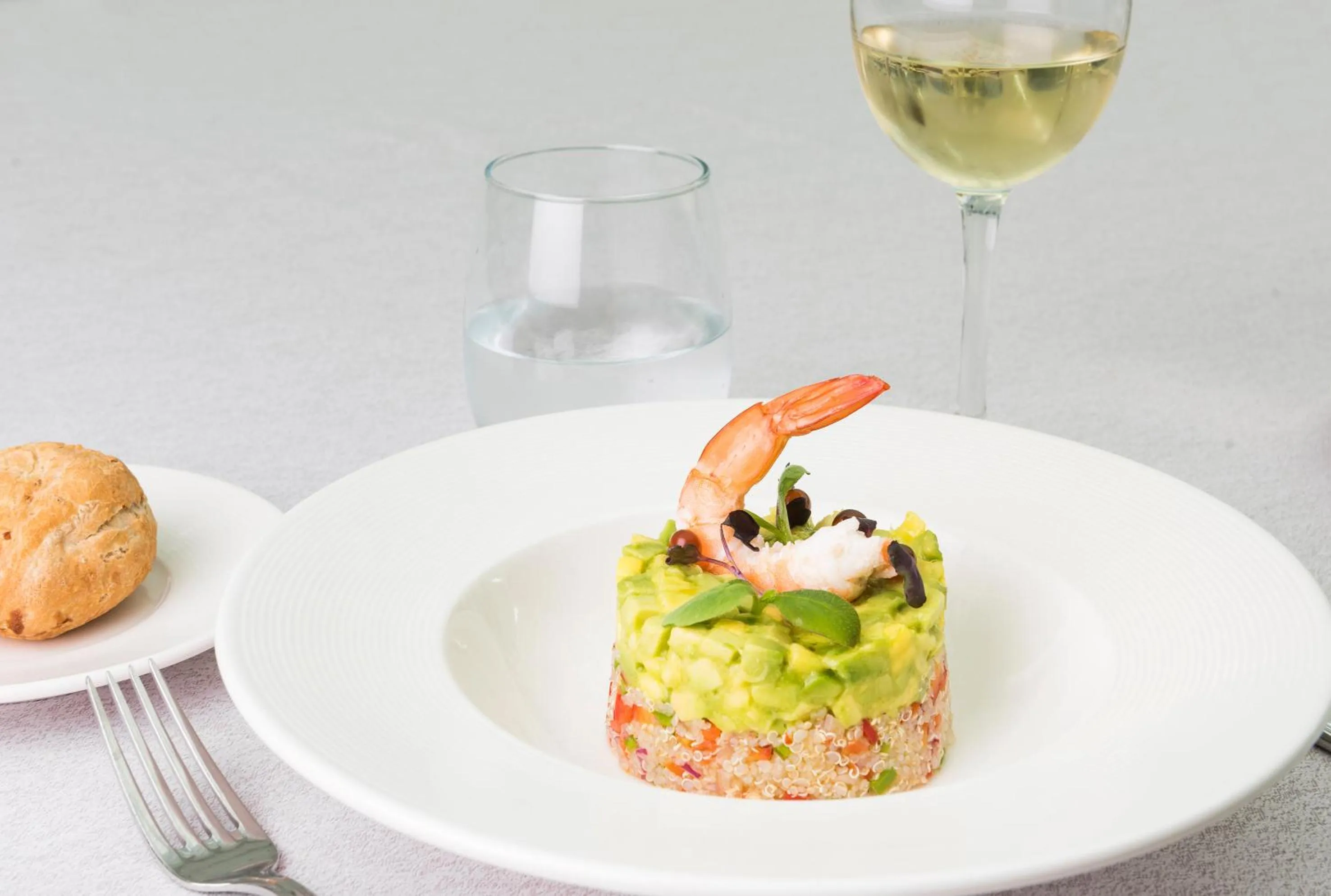 Food and drinks in Hotel Guadalajara & Conference Center Affiliated by Meliá