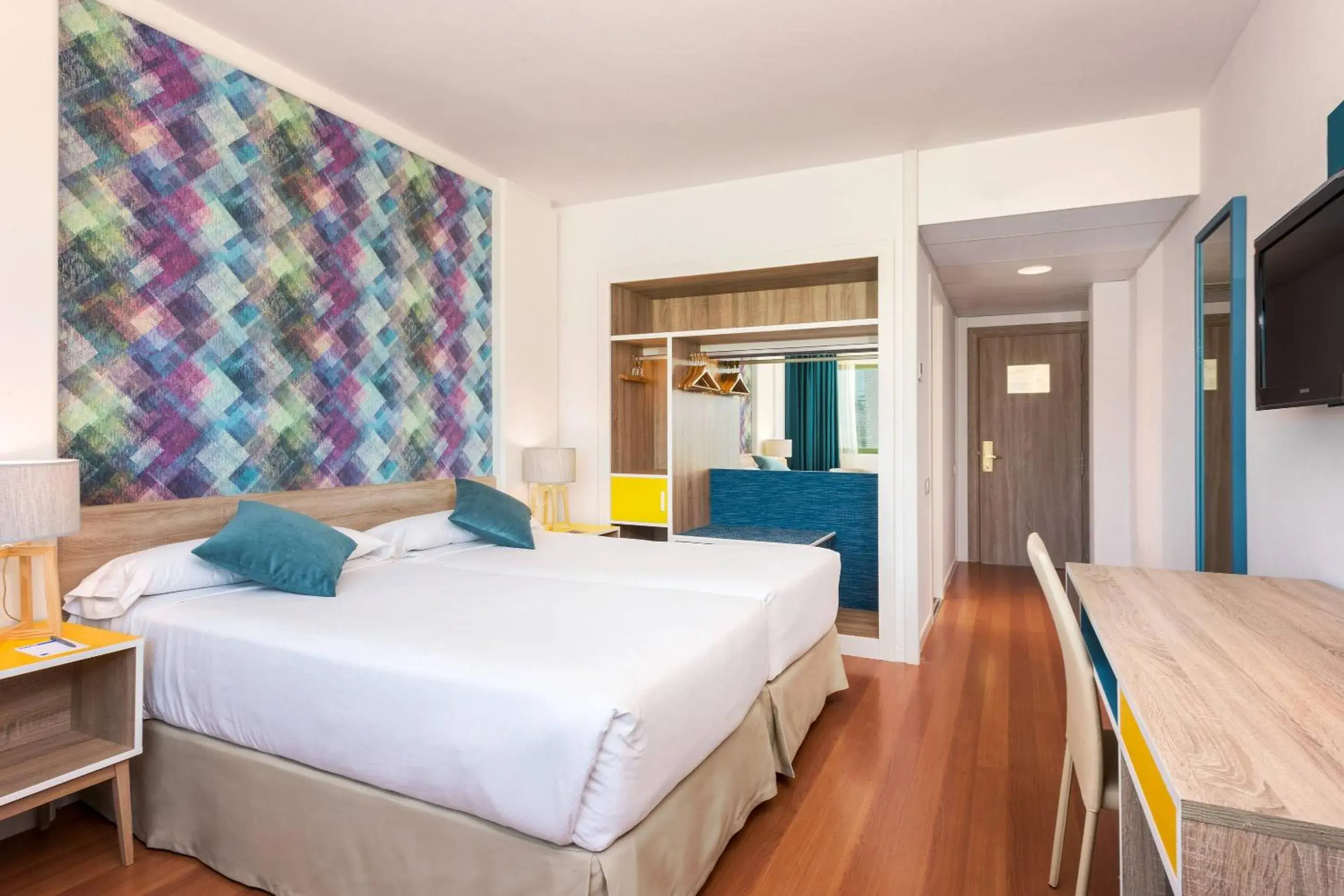 Bed in Hotel Guadalajara & Conference Center Affiliated by Meliá Bed in Hotel Guadalajara & Conference Center Affiliated by Meliá