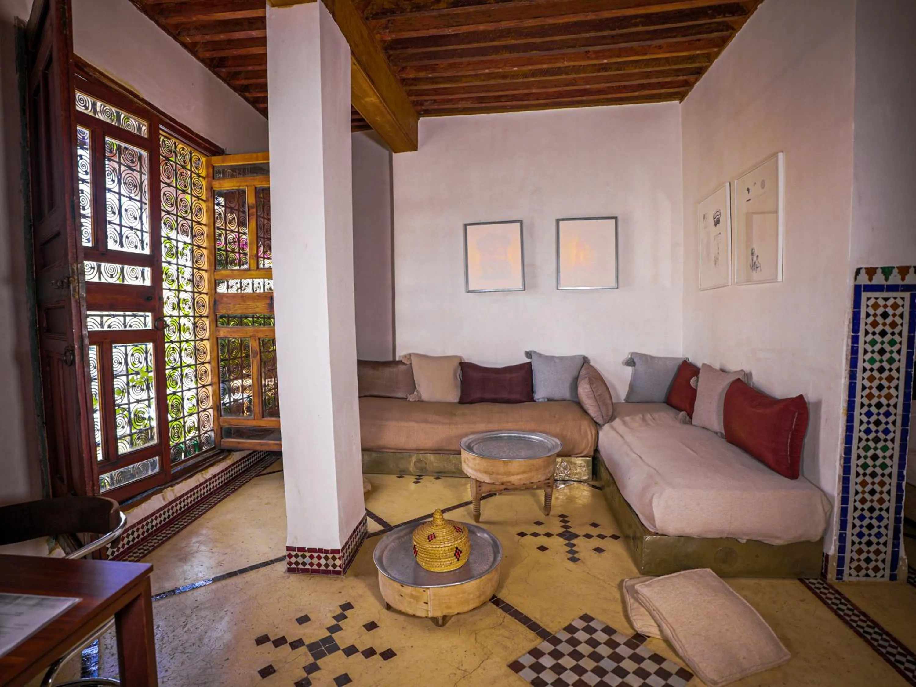 Photo of the whole room in Dar 7 Louyat