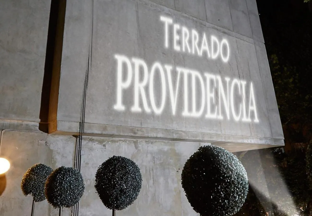 Facade/entrance in Hotel Terrado Lyon