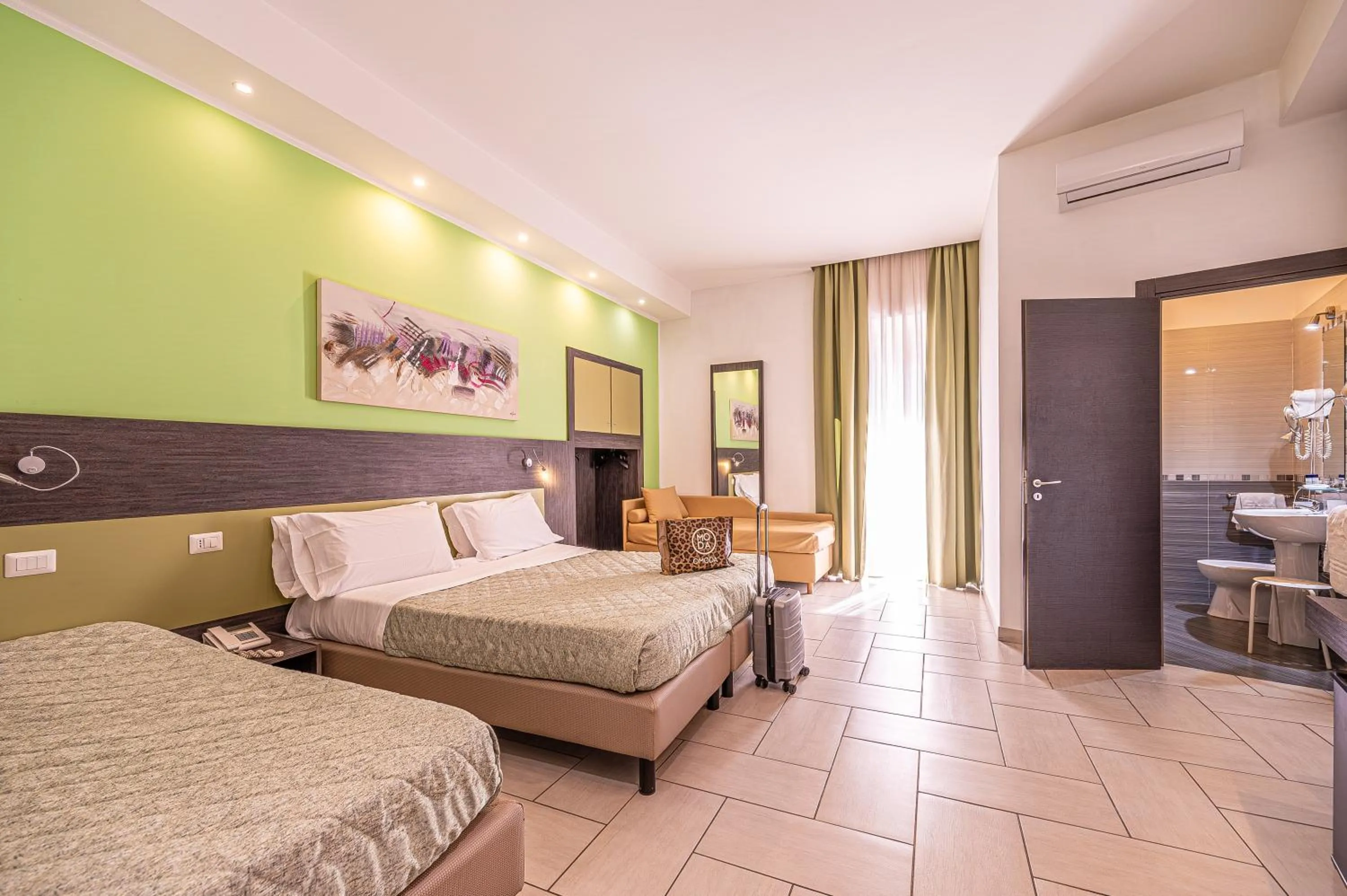 Bed in Napoli Suite