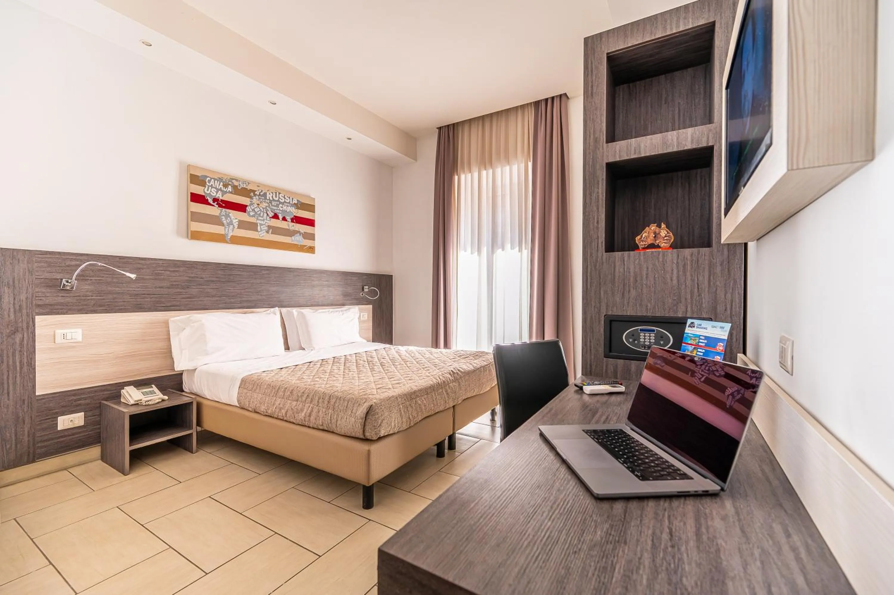 Bed in Napoli Suite