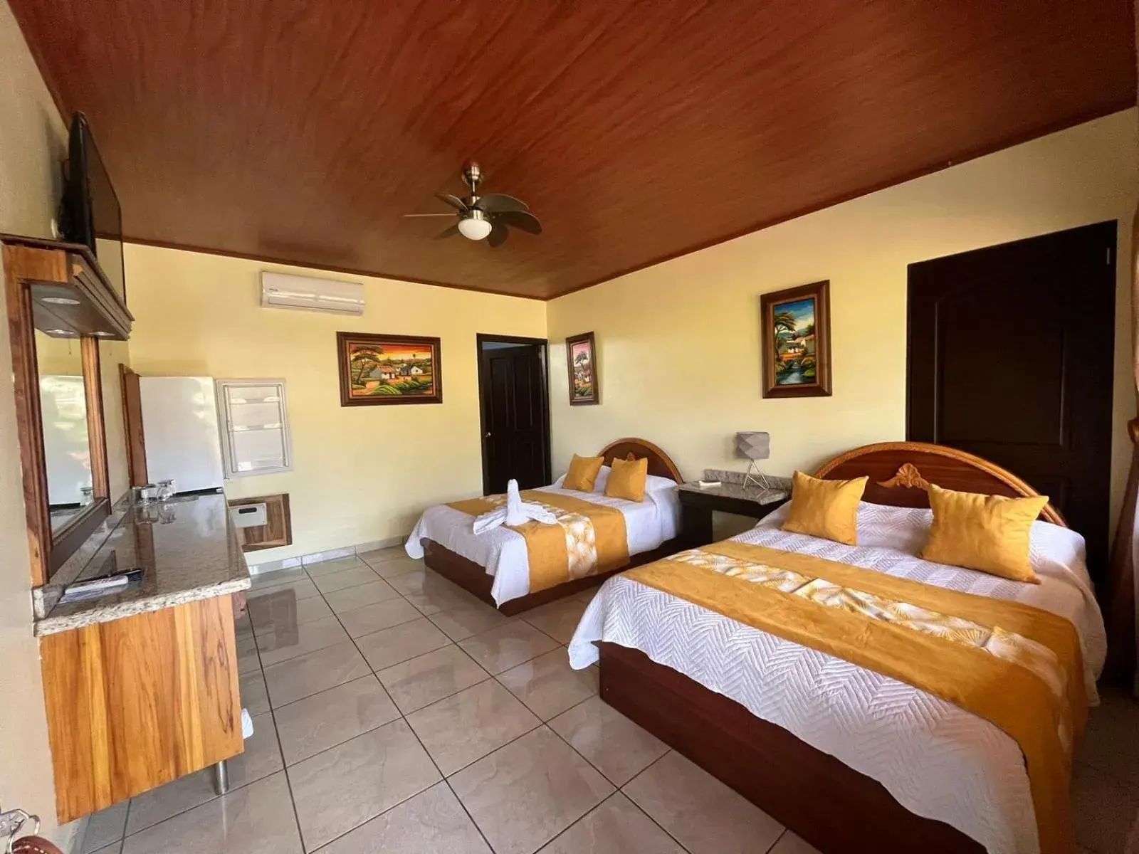 Standard Double Room in Hotel La Pradera del Arenal Standard Double Room in Hotel La Pradera del Arenal