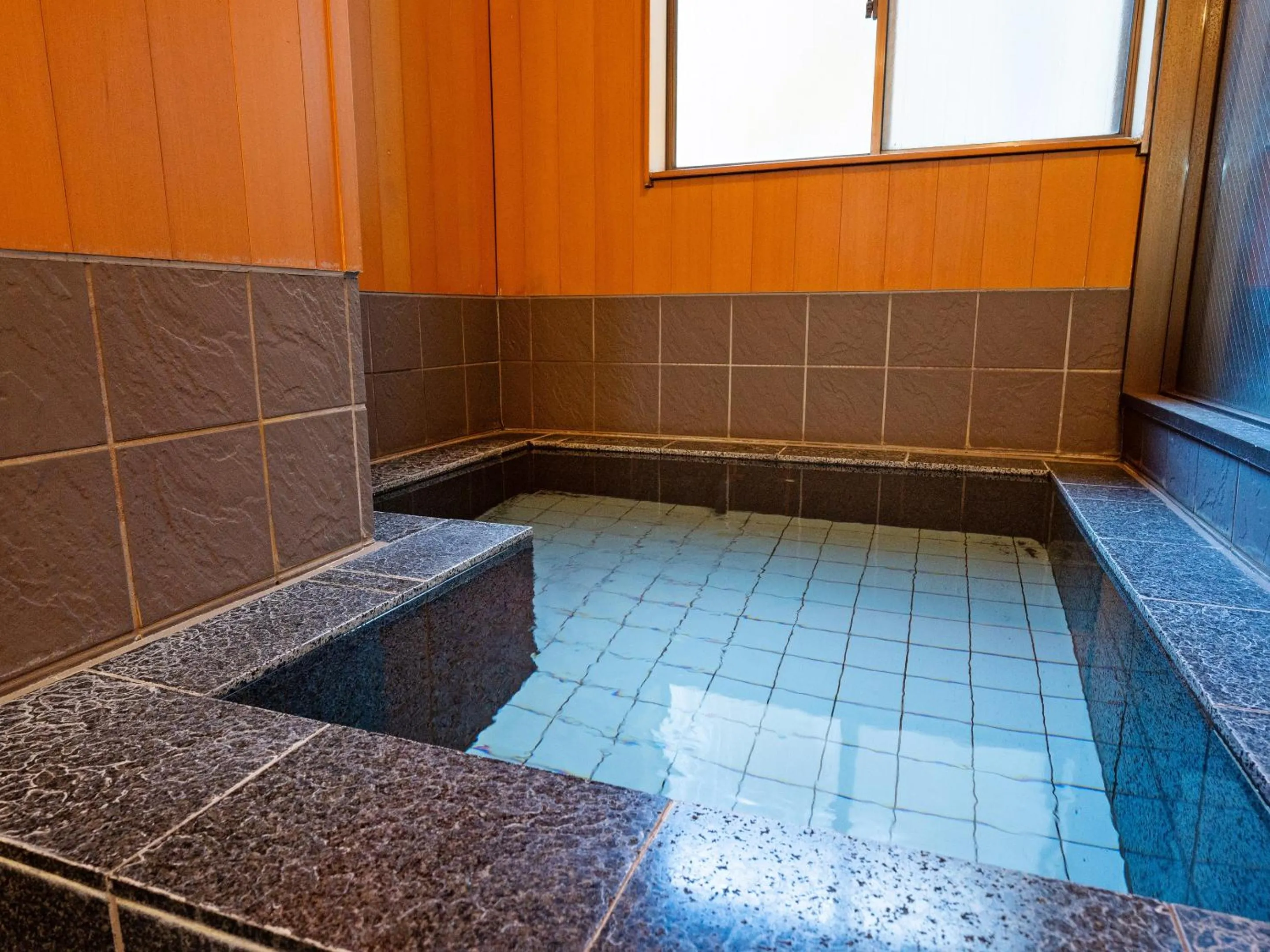 Public Bath in SUIHOUEN