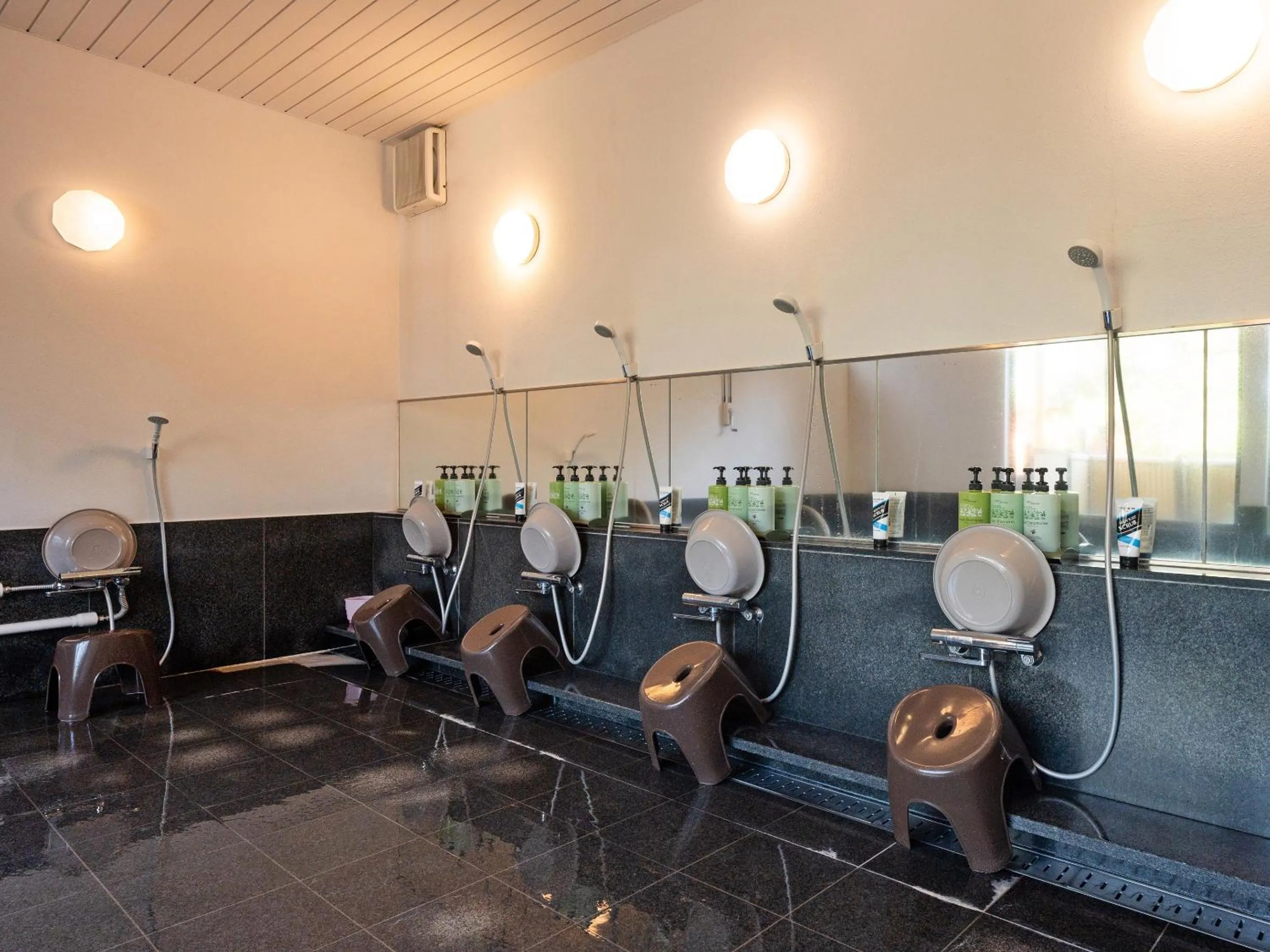 Public Bath in SUIHOUEN