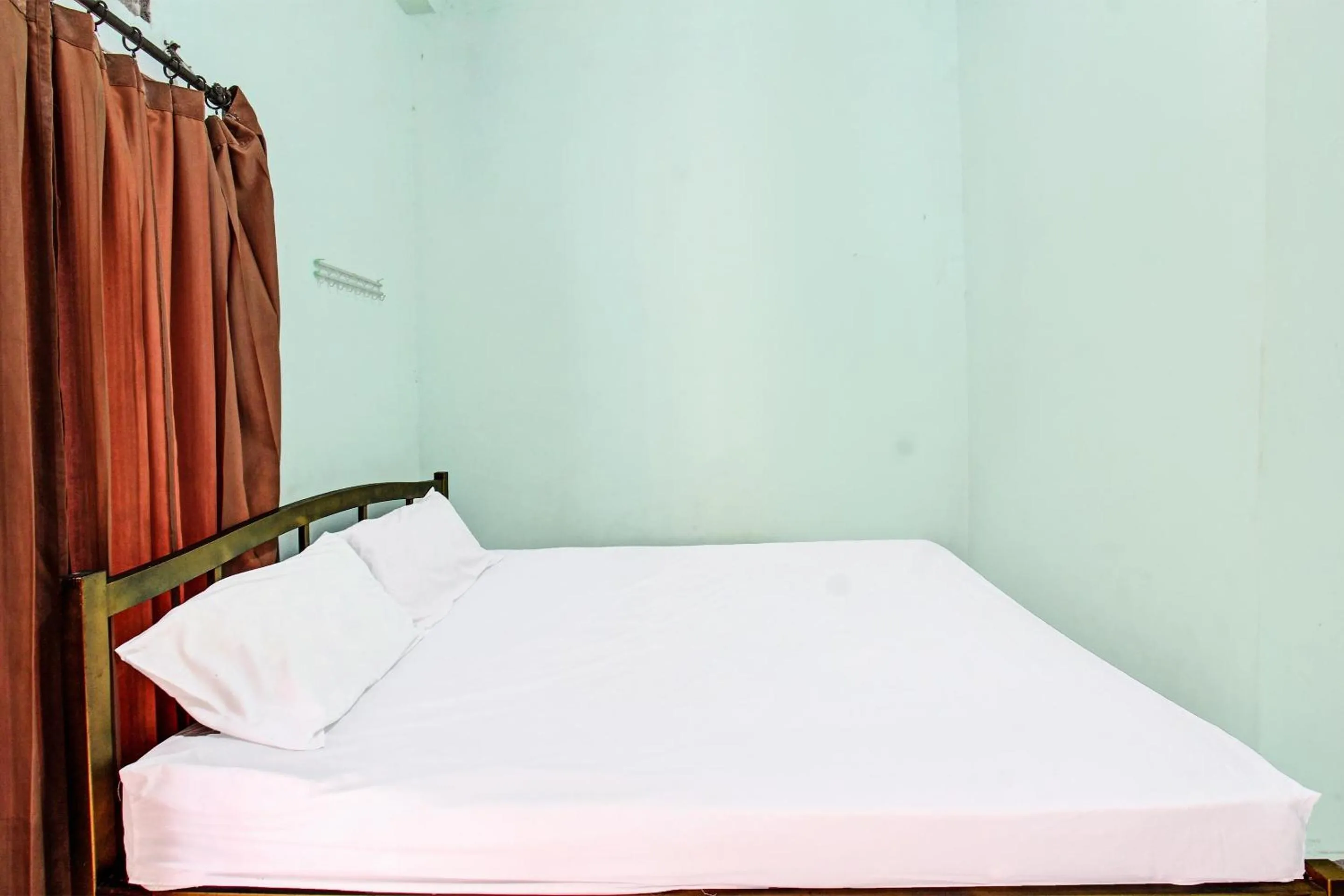 Bedroom, Bed in Hotel O Homestay Bang HajiNearLapangan Penujak ( Inen Gonggang)