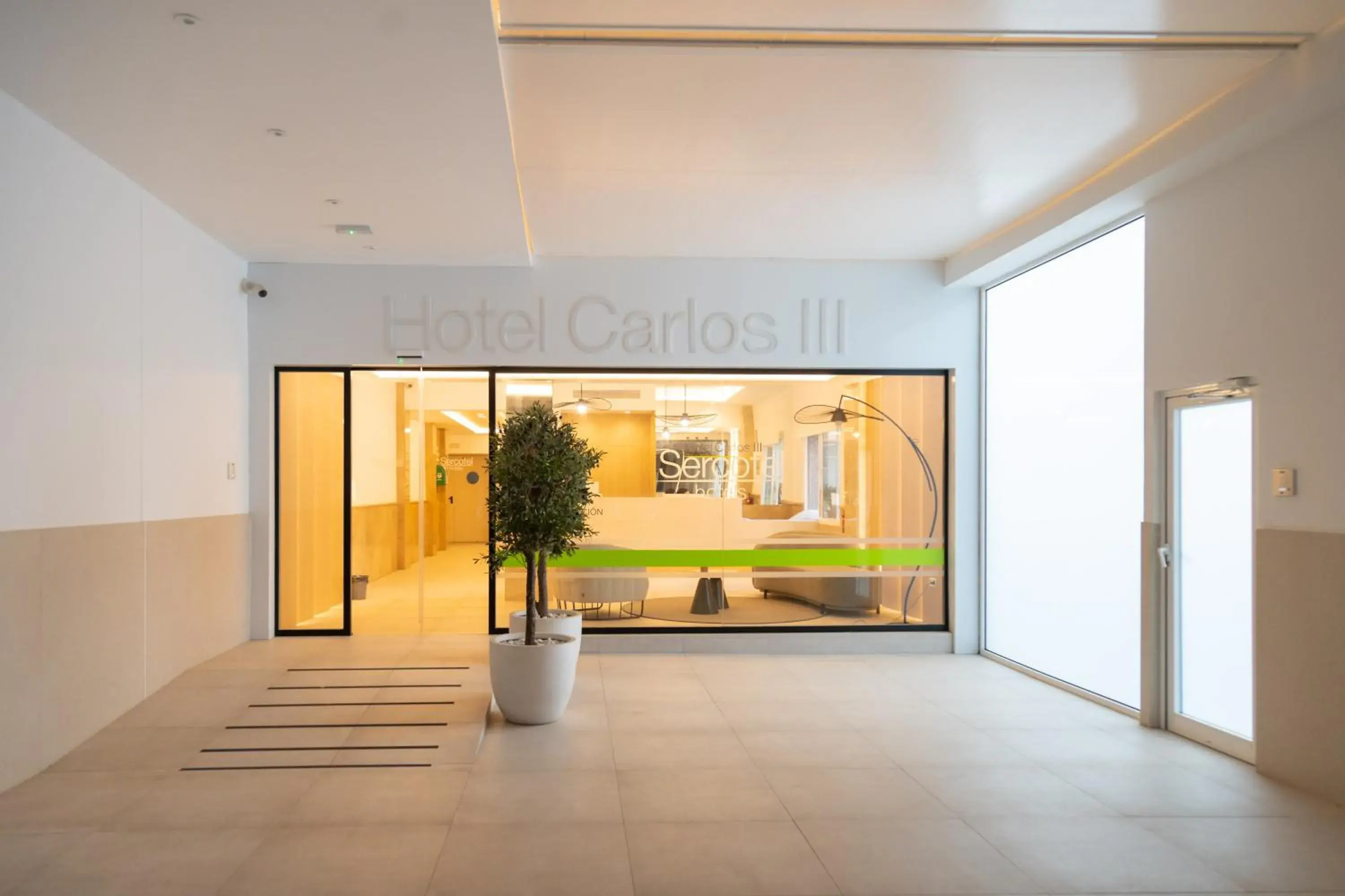 Facade/entrance in Sercotel Carlos III Facade/entrance in Sercotel Carlos III