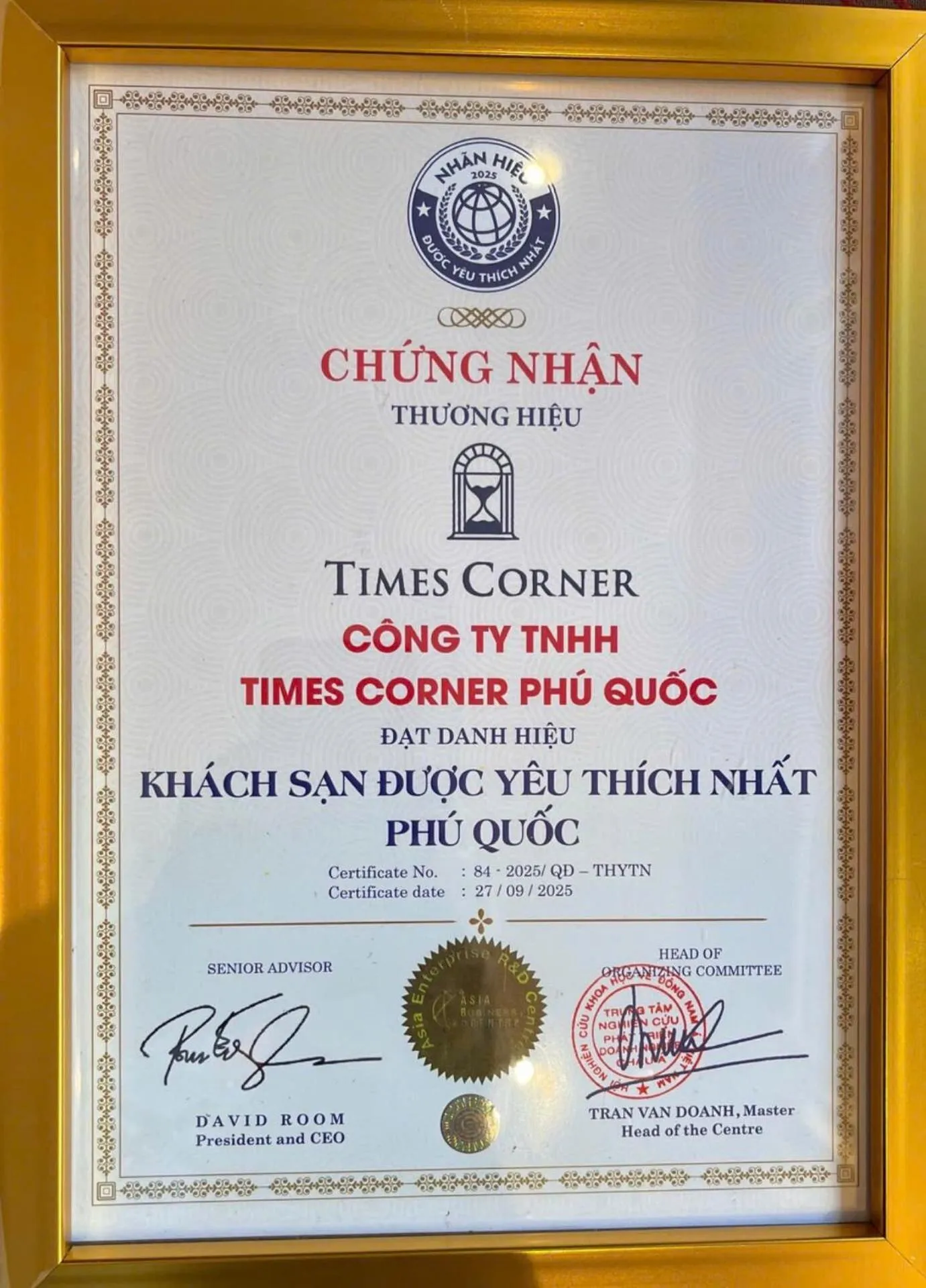 Lobby or reception in Times Corner Sorrento Hotel - Complimentary Sunset Town Tour 4pm to 5pm everyday