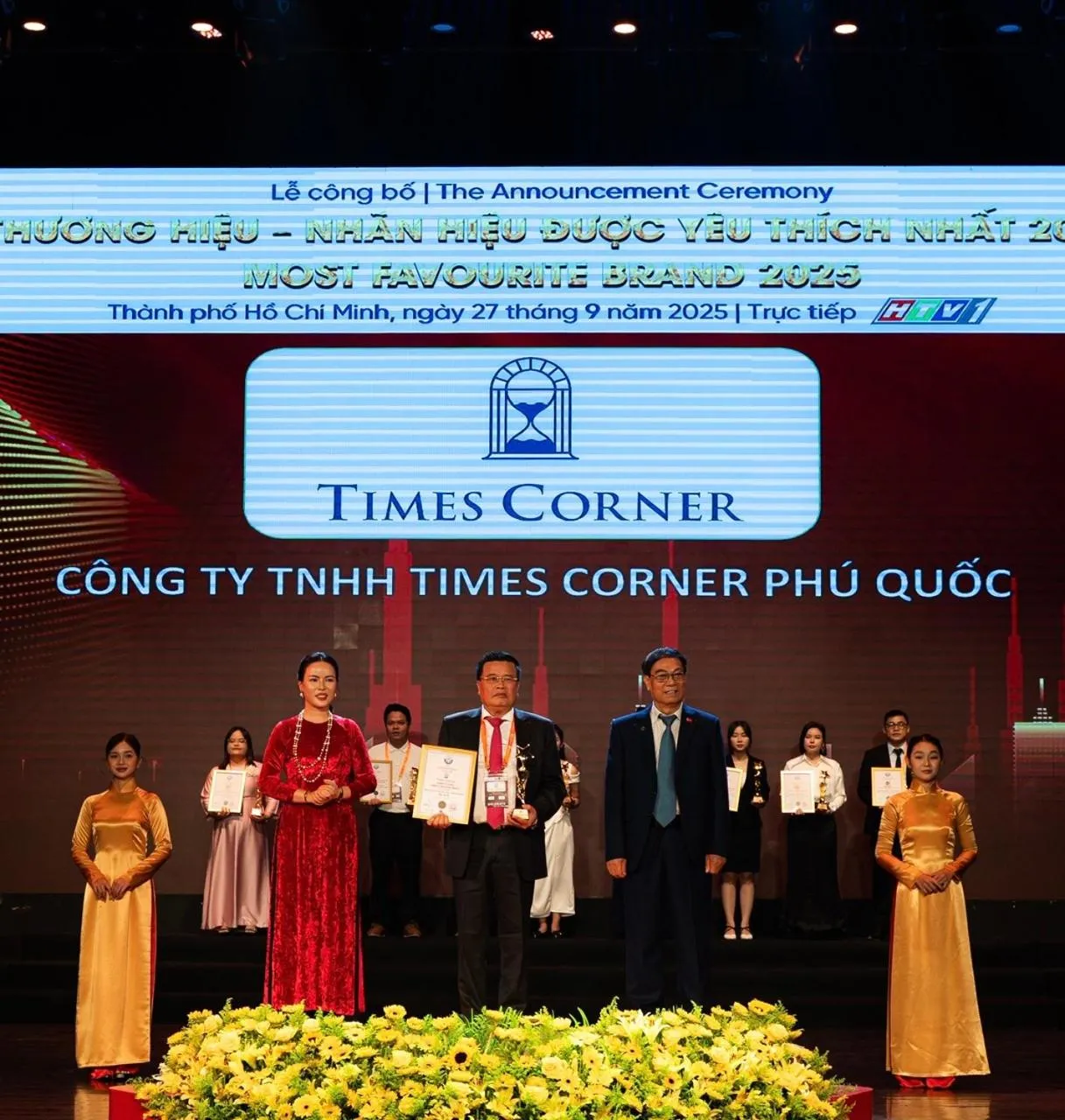 Certificate/Award in Times Corner Sorrento Hotel - Complimentary Sunset Town Tour 4pm to 5pm everyday