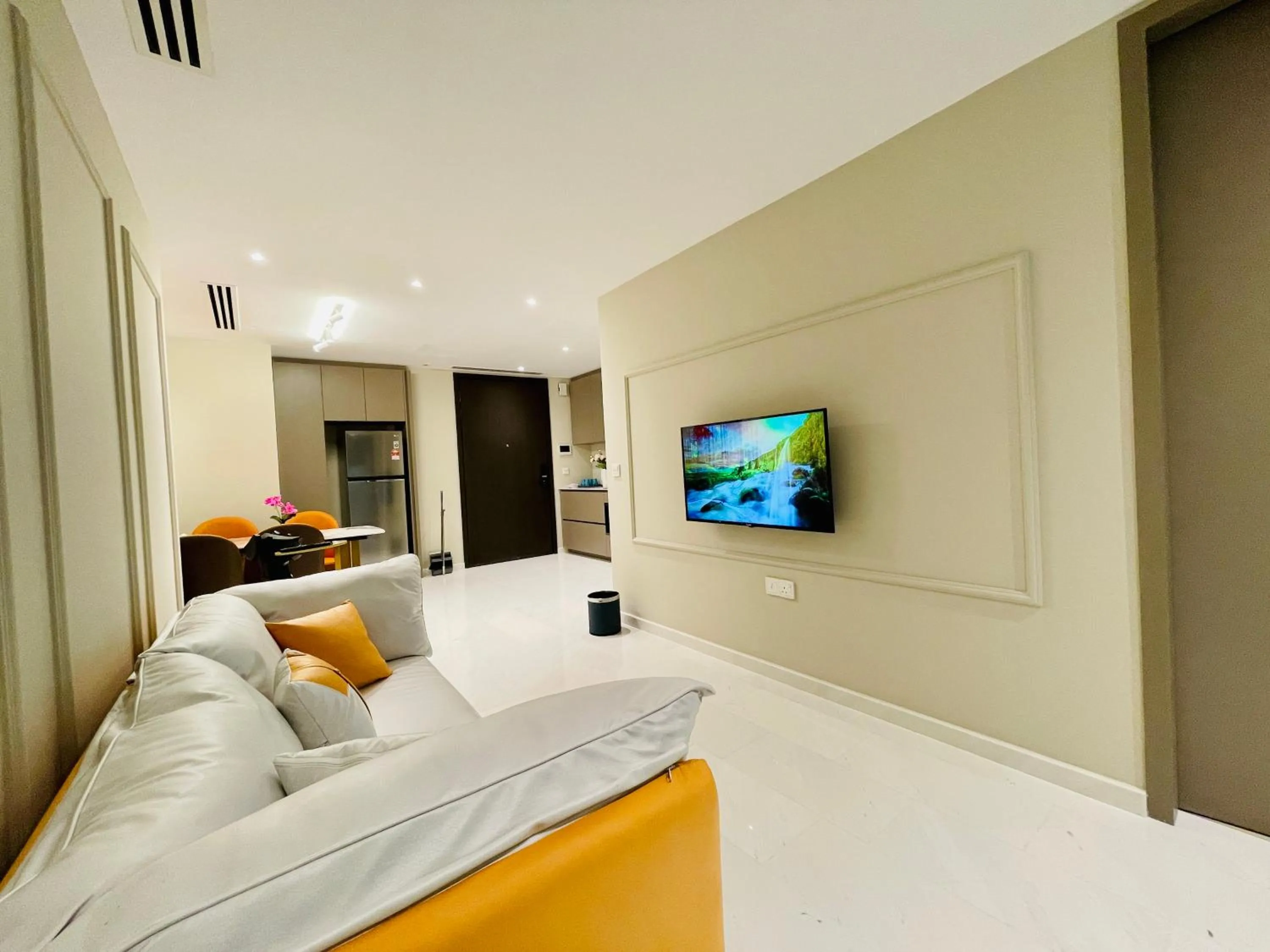 Living room, Bed in Eaton residences KLCC m@h