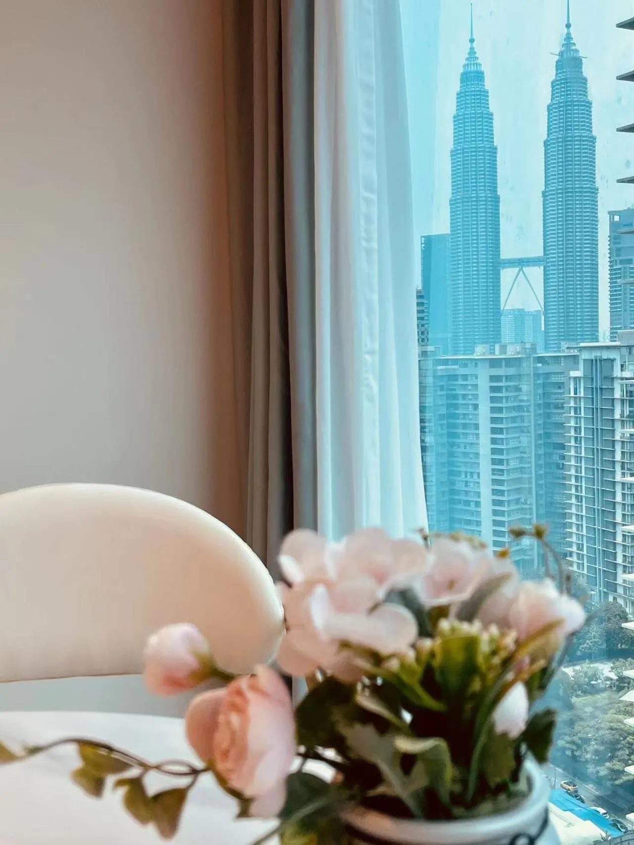 Living room in Eaton residences KLCC m@h