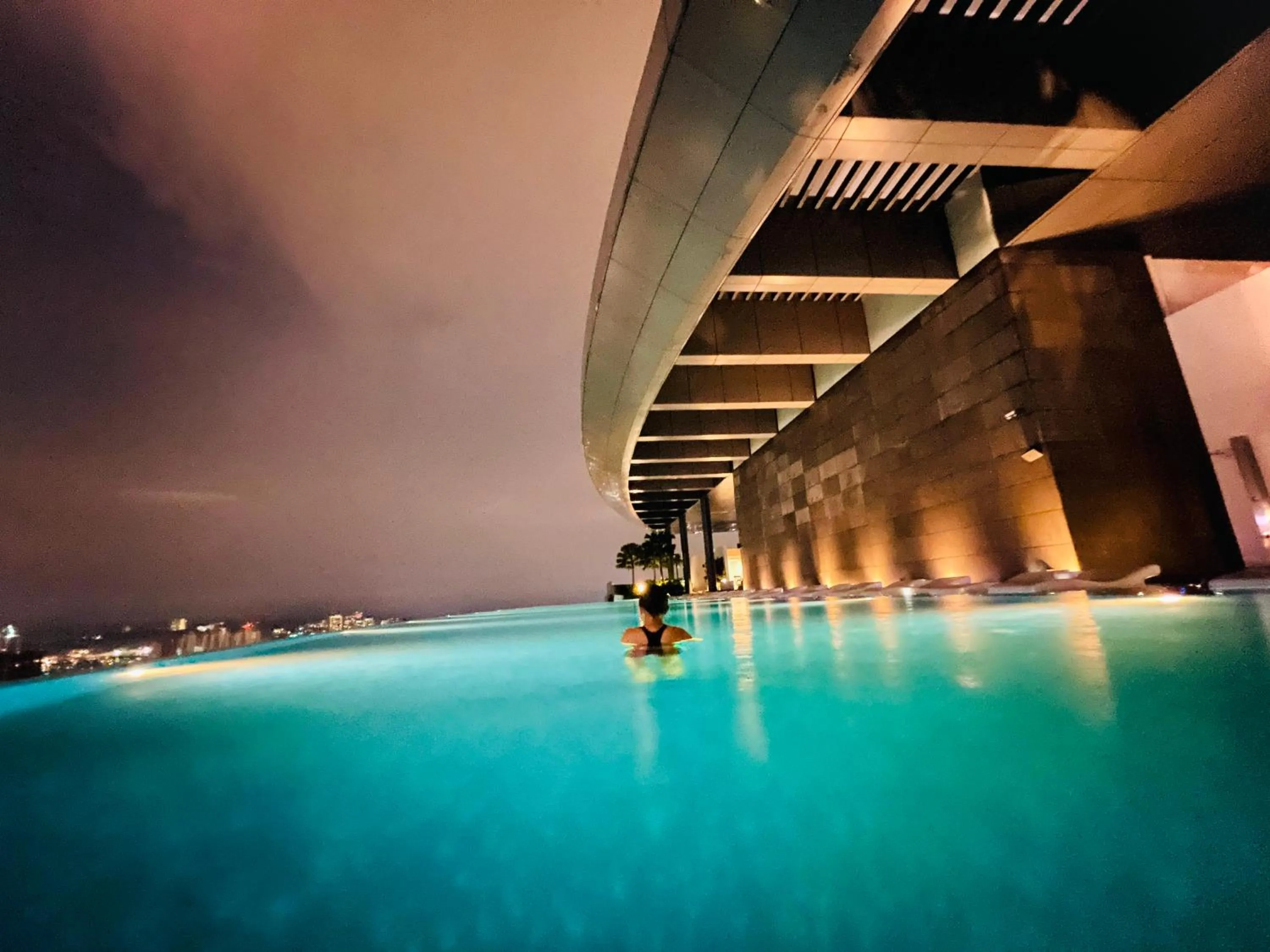 Swimming pool in Eaton residences KLCC m@h