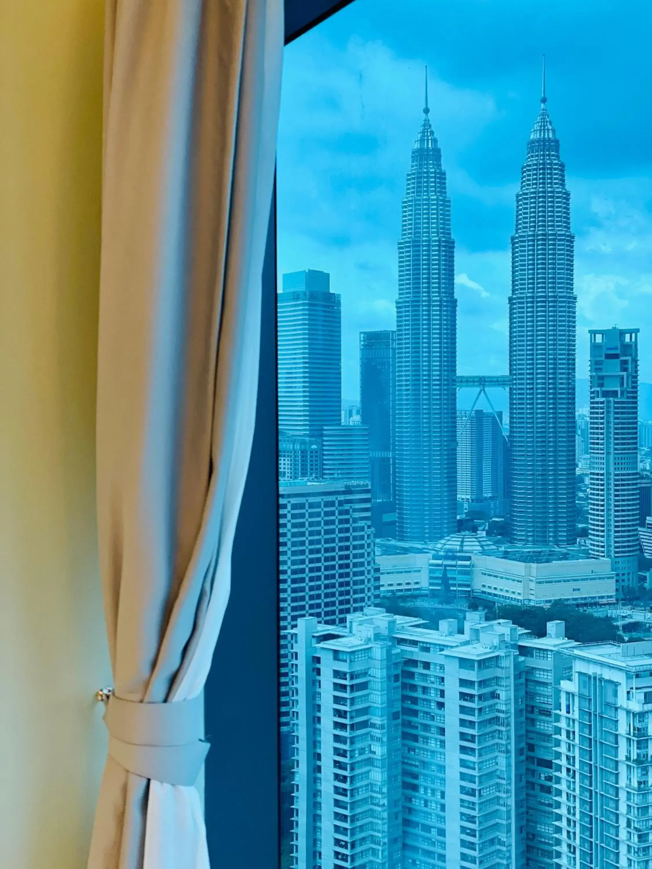 Superior Family Room in Eaton residences KLCC m@h Superior Family Room in Eaton residences KLCC m@h