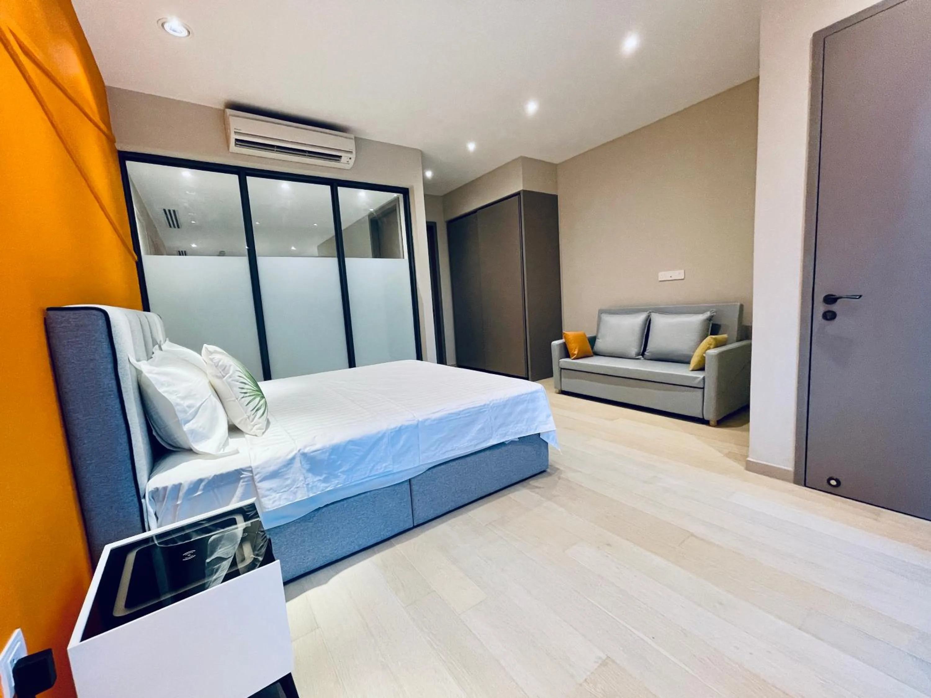 Bed in Eaton residences KLCC m@h