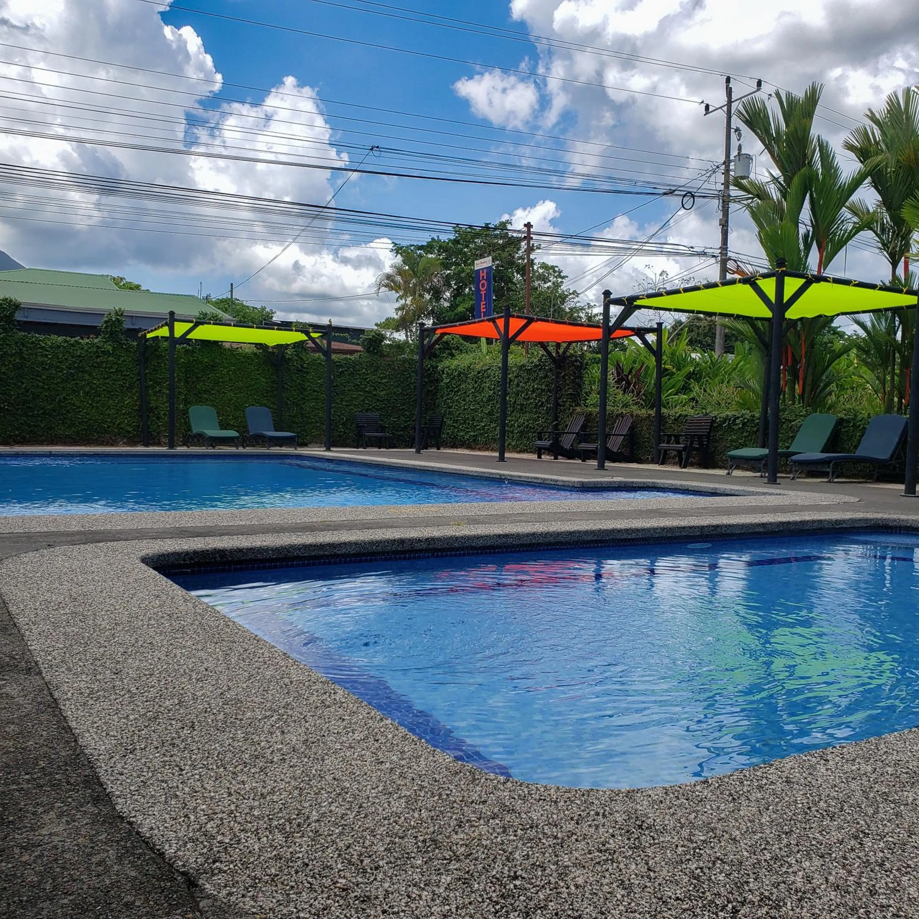 Swimming pool in San Bosco Inn