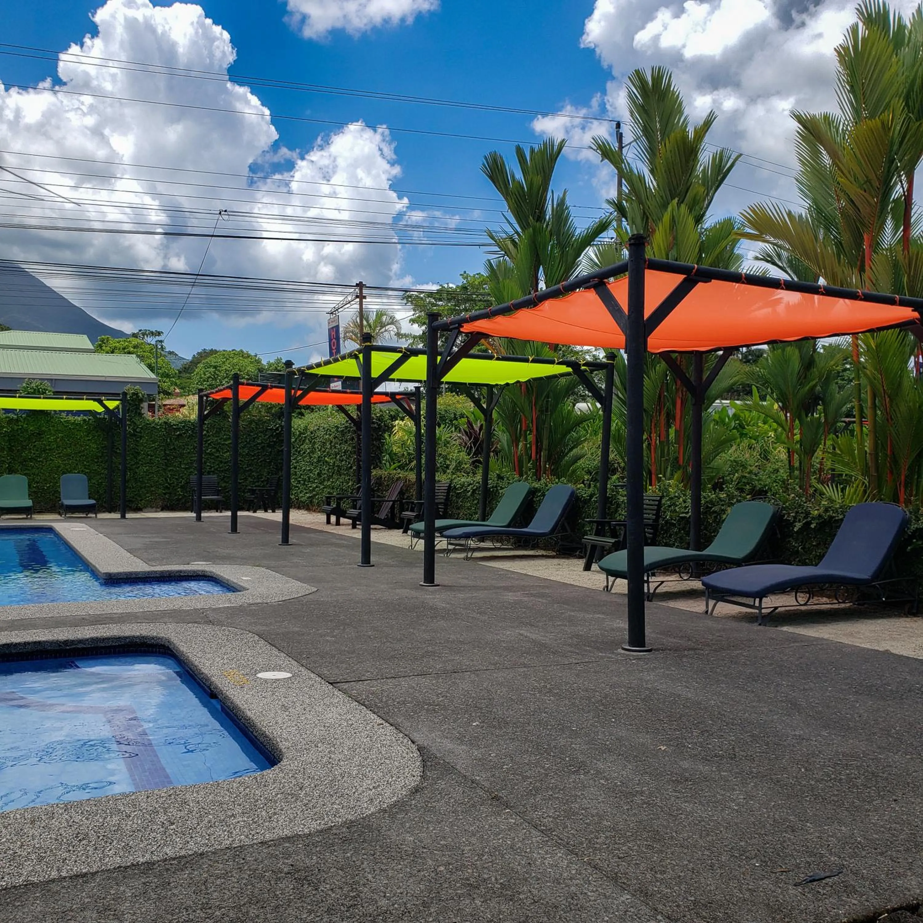 Swimming pool in San Bosco Inn