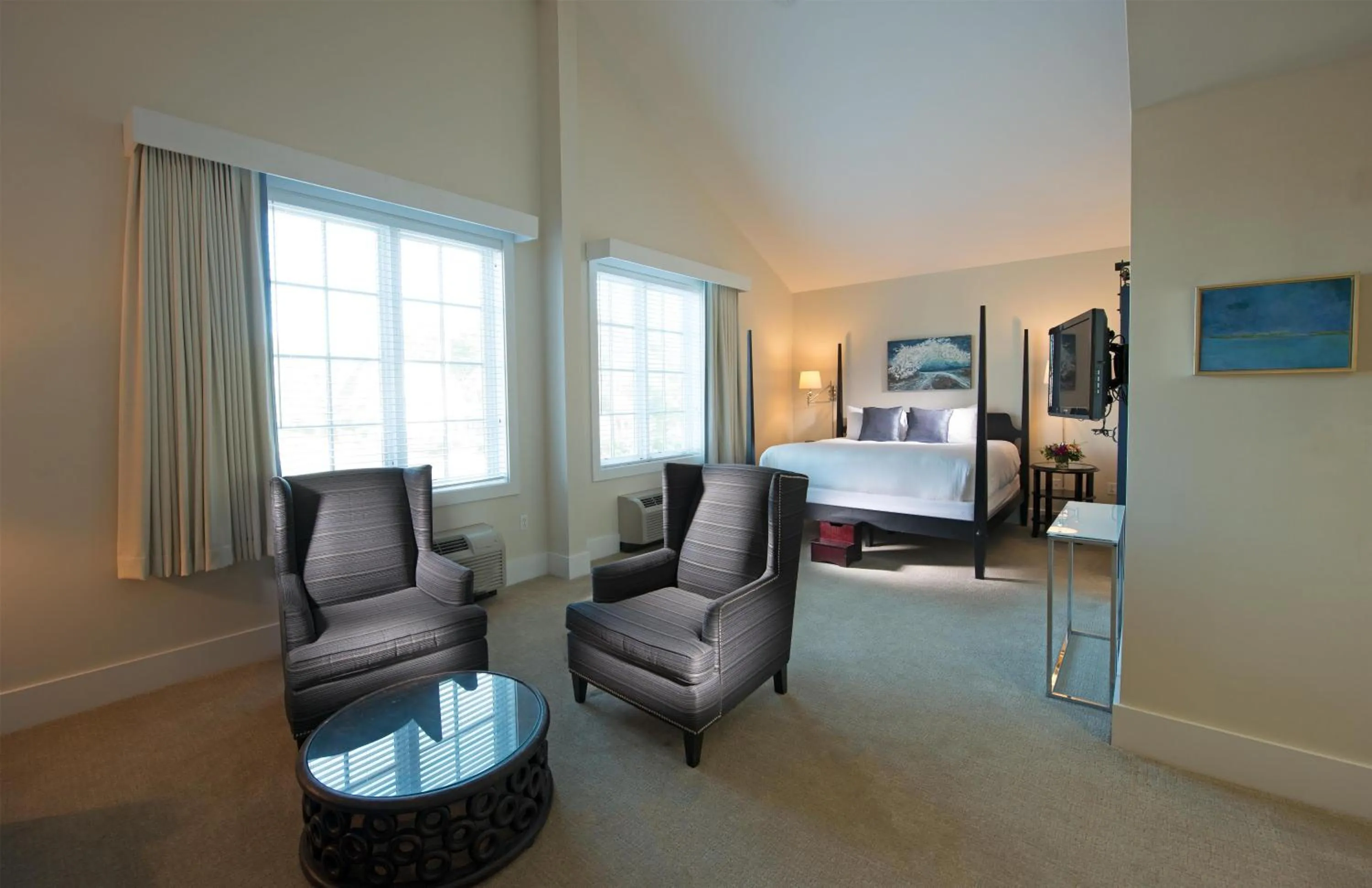 Bedroom in The Boathouse