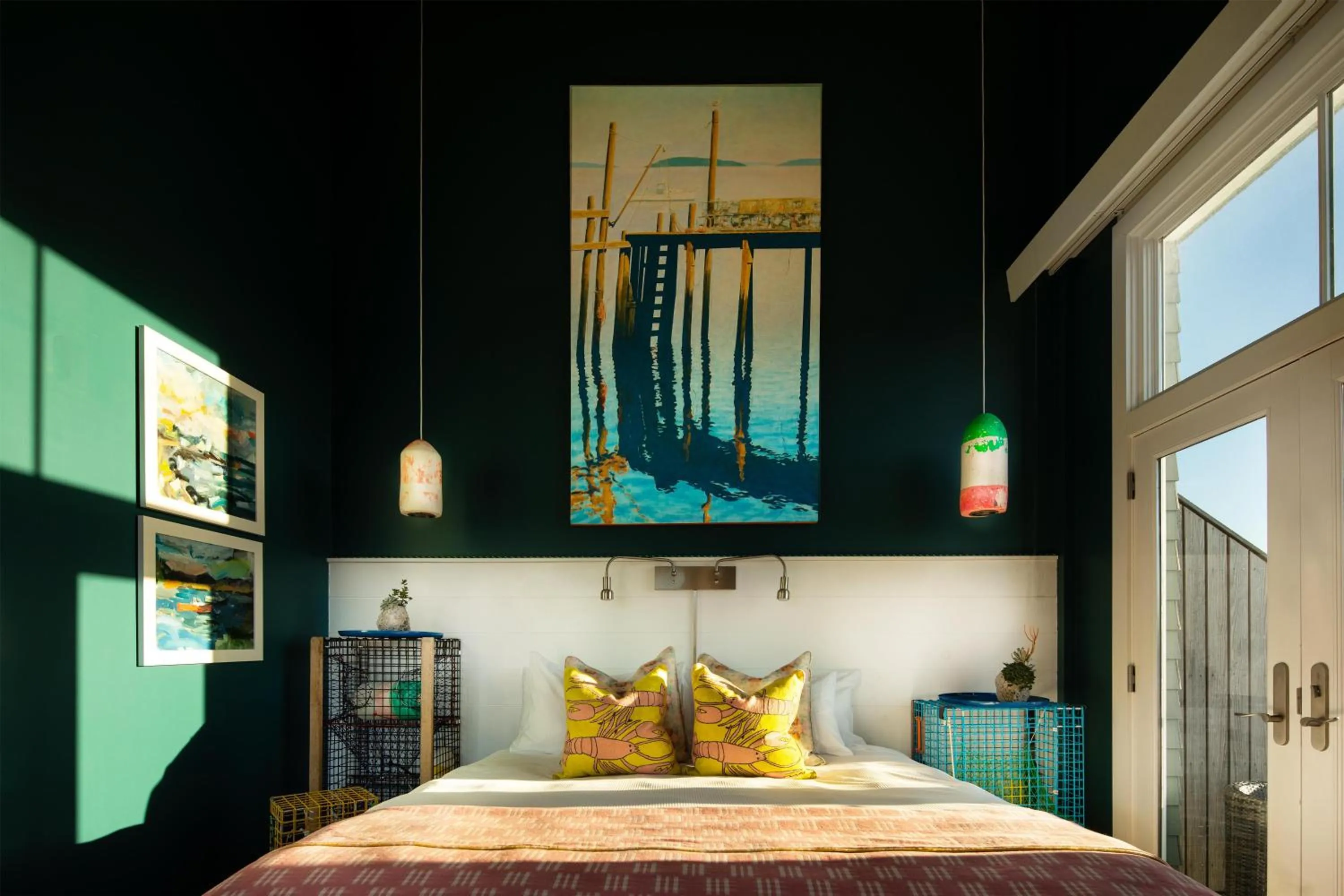 Photo of the whole room, Bed in The Boathouse