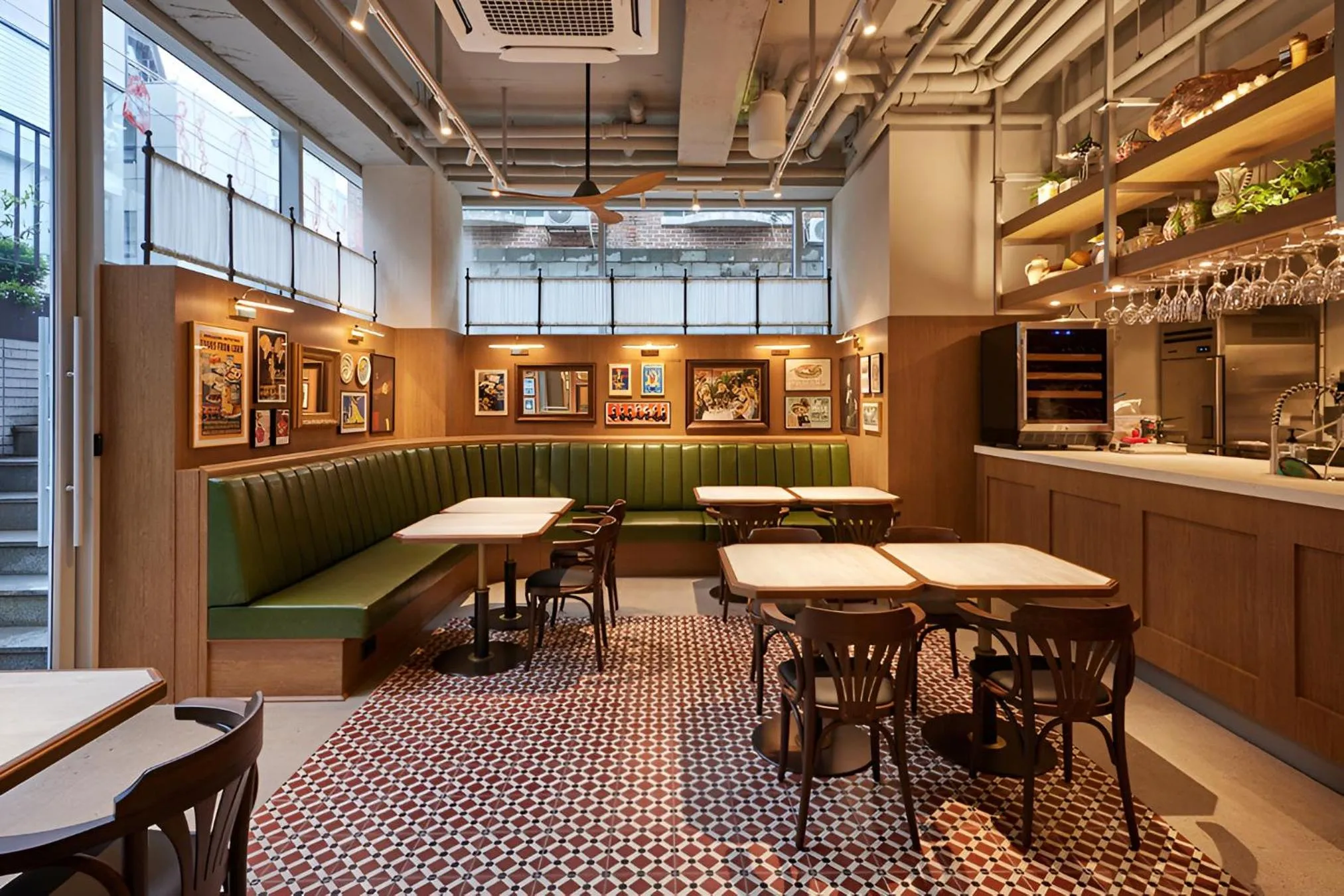 Restaurant/places to eat in Ananti at Gangnam