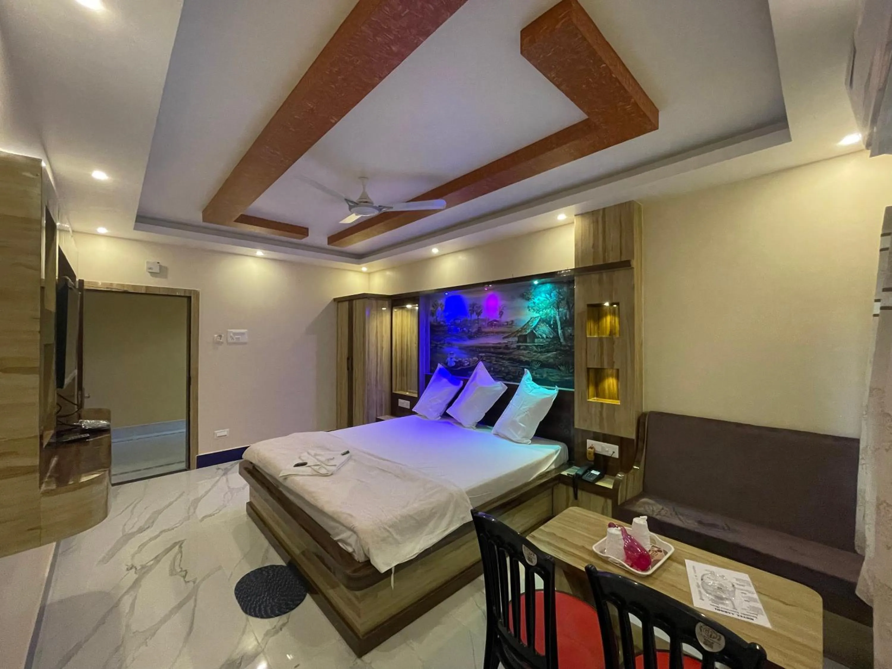 Bed in Hotel Aarohi