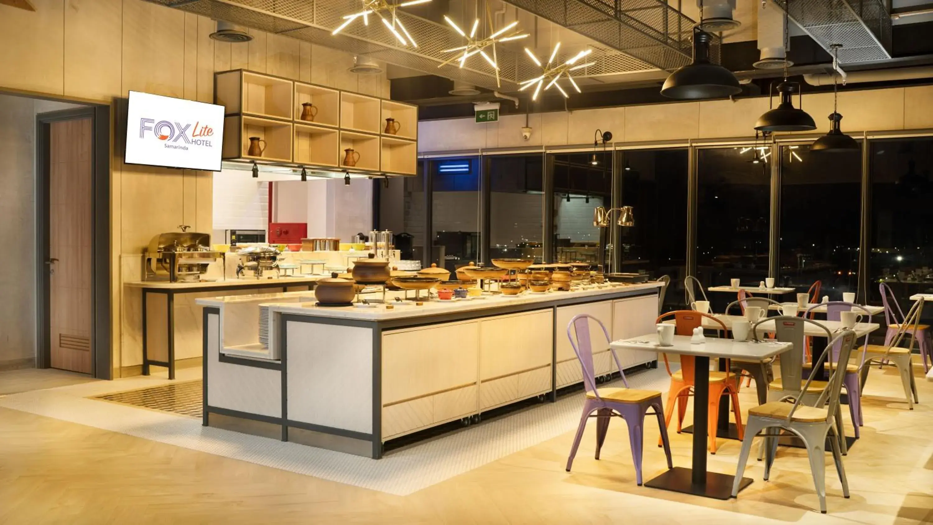 Restaurant/places to eat in FOX Lite Hotel Samarinda Restaurant/places to eat in FOX Lite Hotel Samarinda